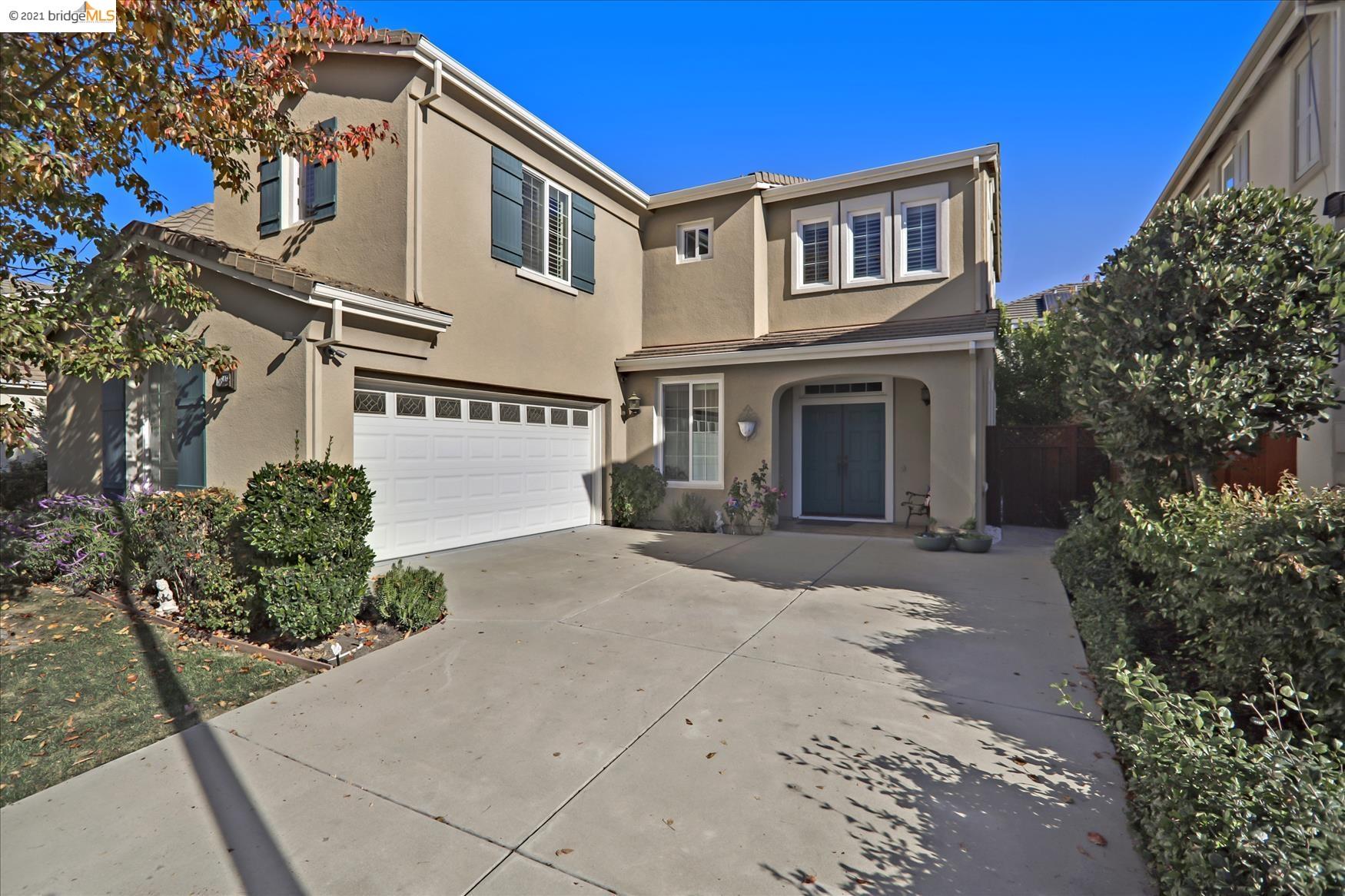 Detail Gallery Image 1 of 1 For 5645 Maymont Ln, Dublin,  CA 94568 - 4 Beds | 2/1 Baths