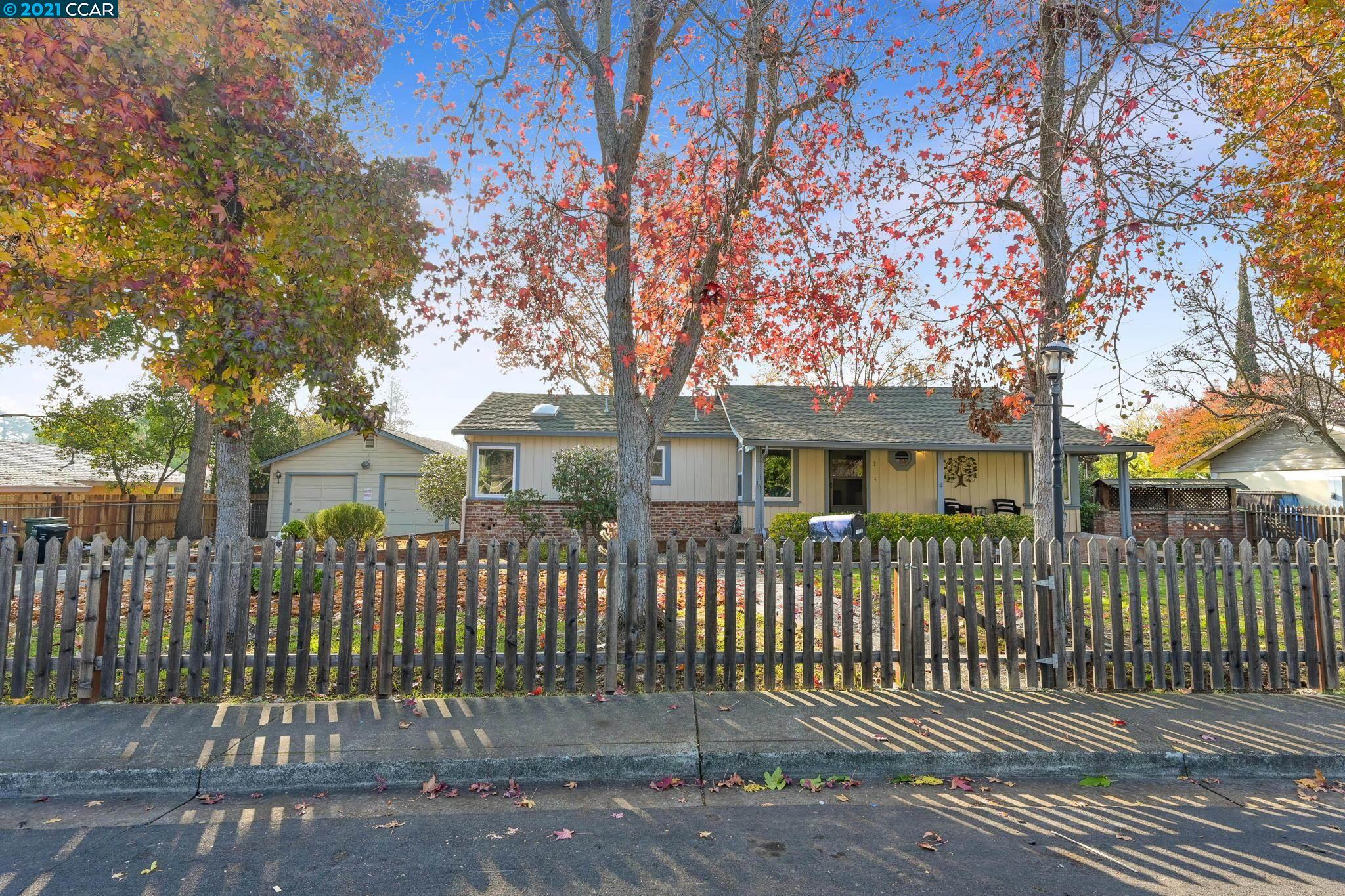Detail Gallery Image 1 of 1 For 1861 2nd Ave, Walnut Creek,  CA 94597 - 4 Beds | 2/1 Baths