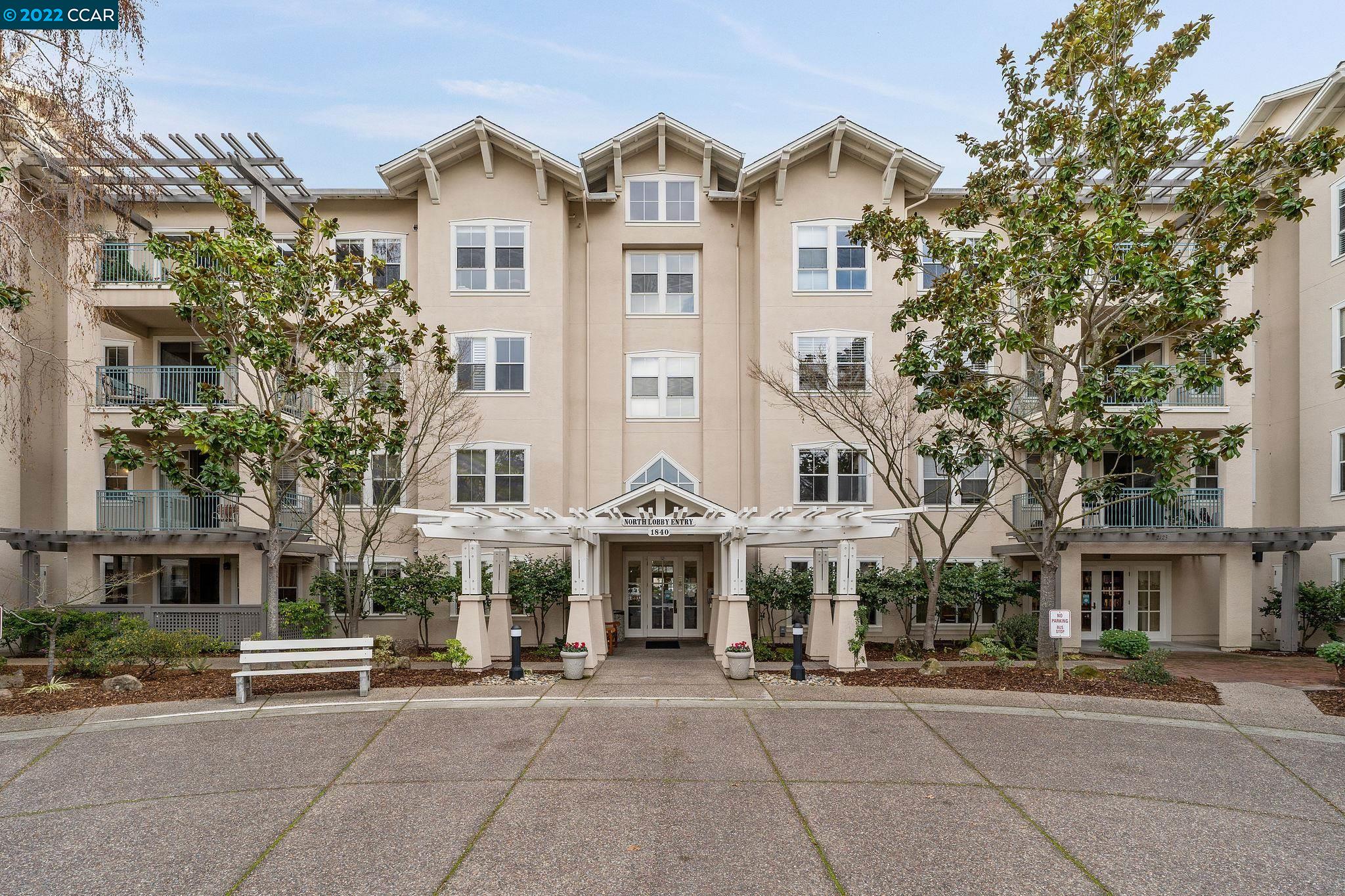 Detail Gallery Image 1 of 1 For 1840 Tice Creek Dr #2224,  Walnut Creek,  CA 94595 - 3 Beds | 2 Baths