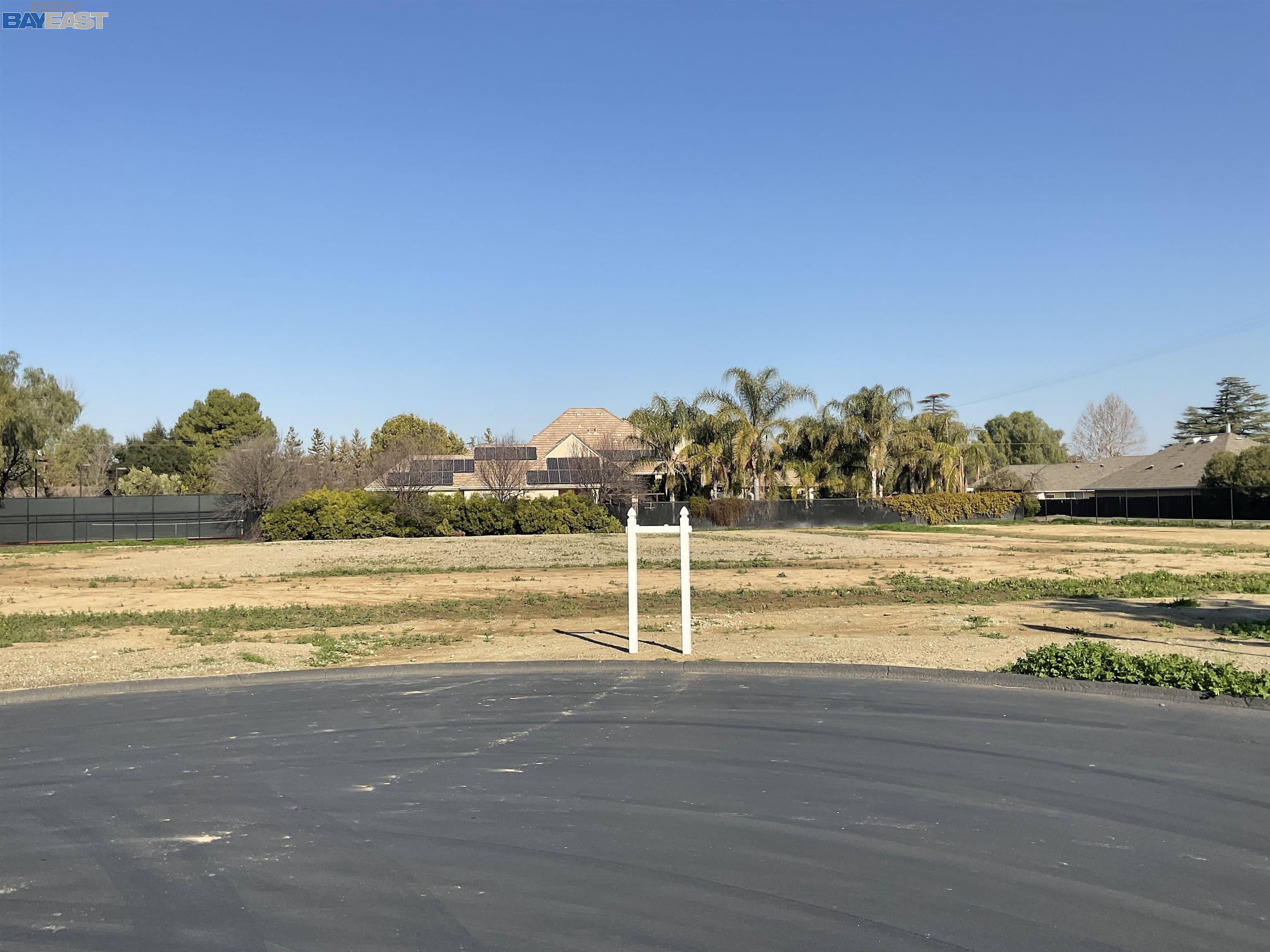 Photo of 8485 Ranch Rd in Tracy, CA