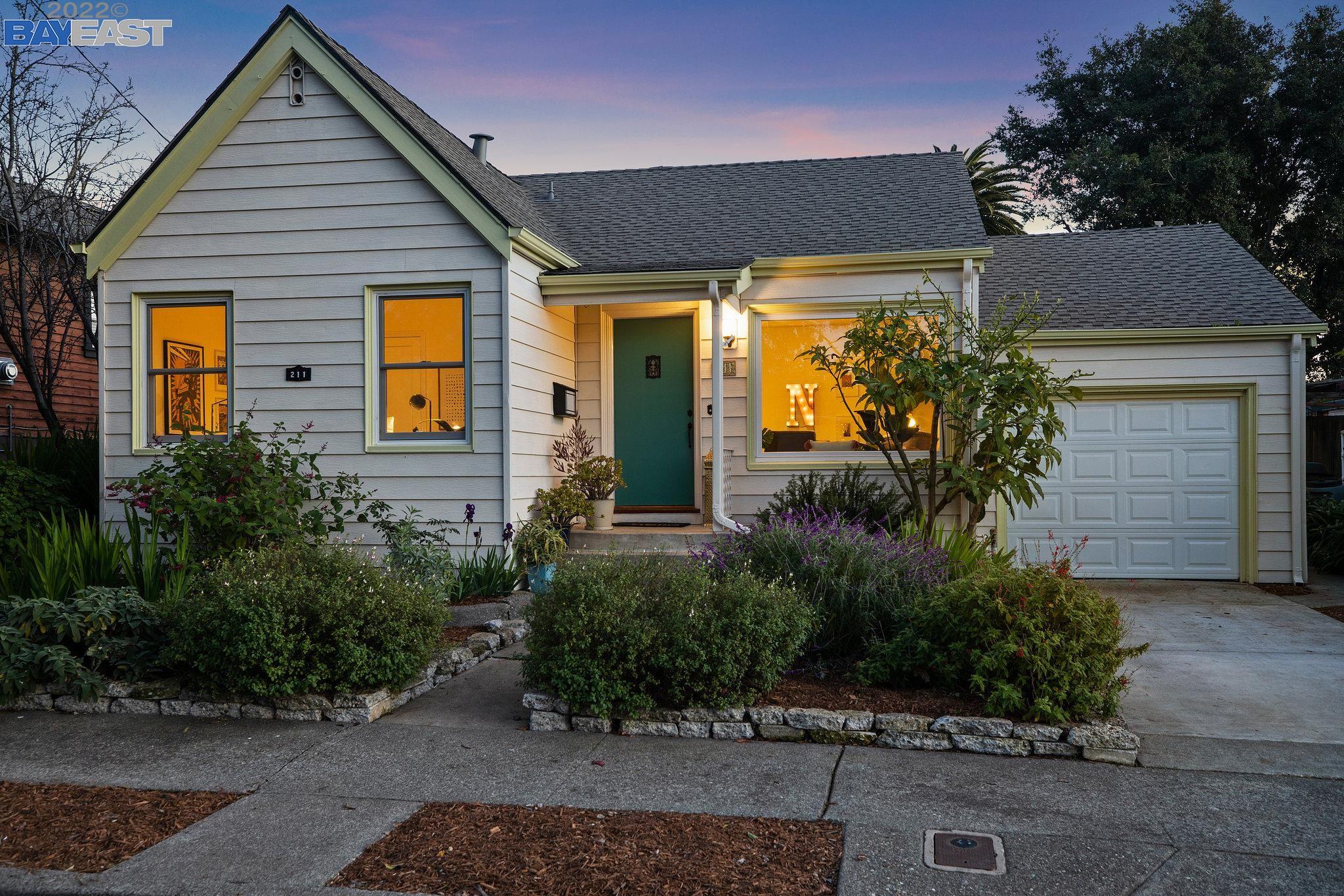 Photo of 211 Campbell Ave in Vallejo, CA