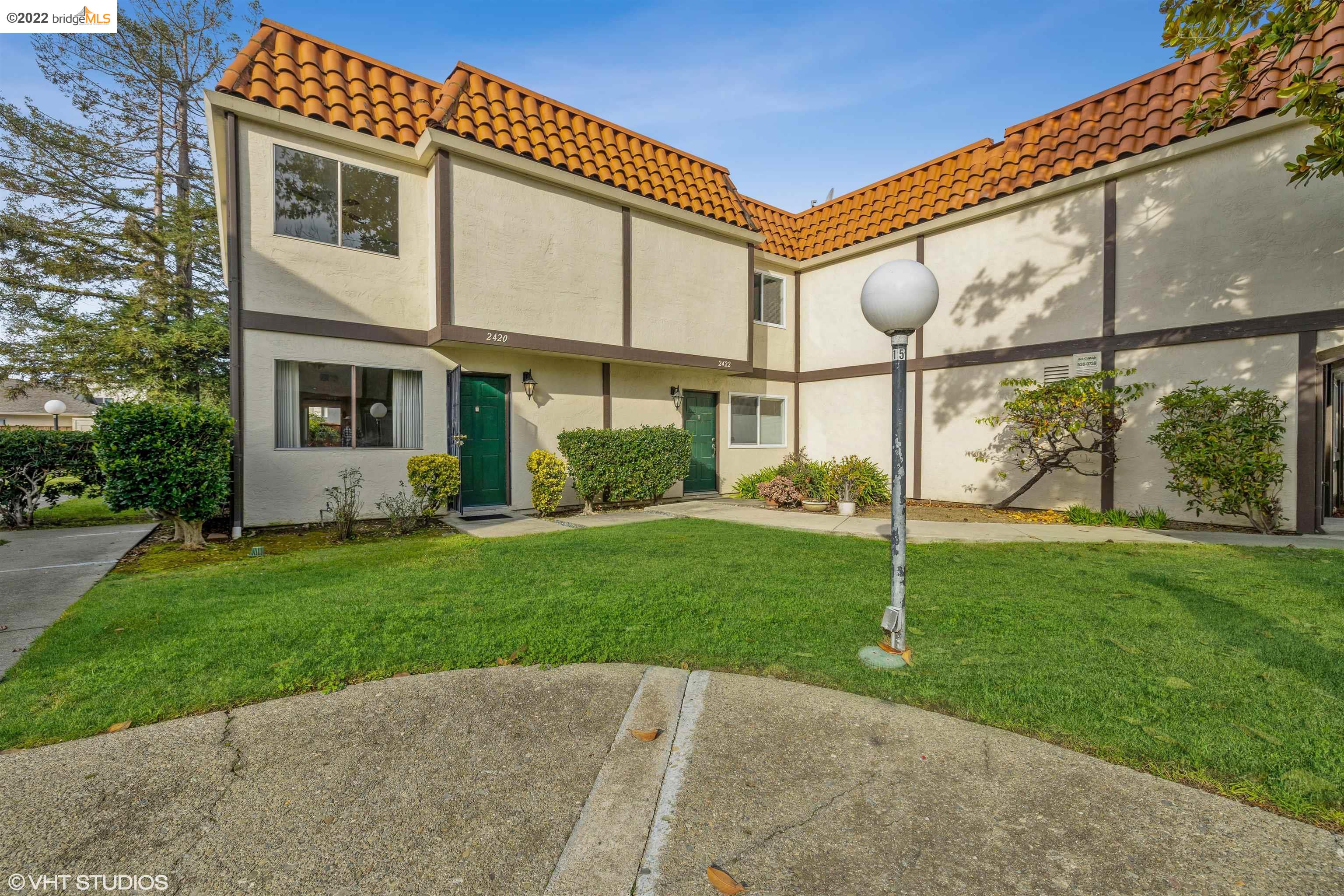 Detail Gallery Image 1 of 1 For 2420 Belvedere Ave, San Leandro,  CA 94577 - 2 Beds | 1/1 Baths