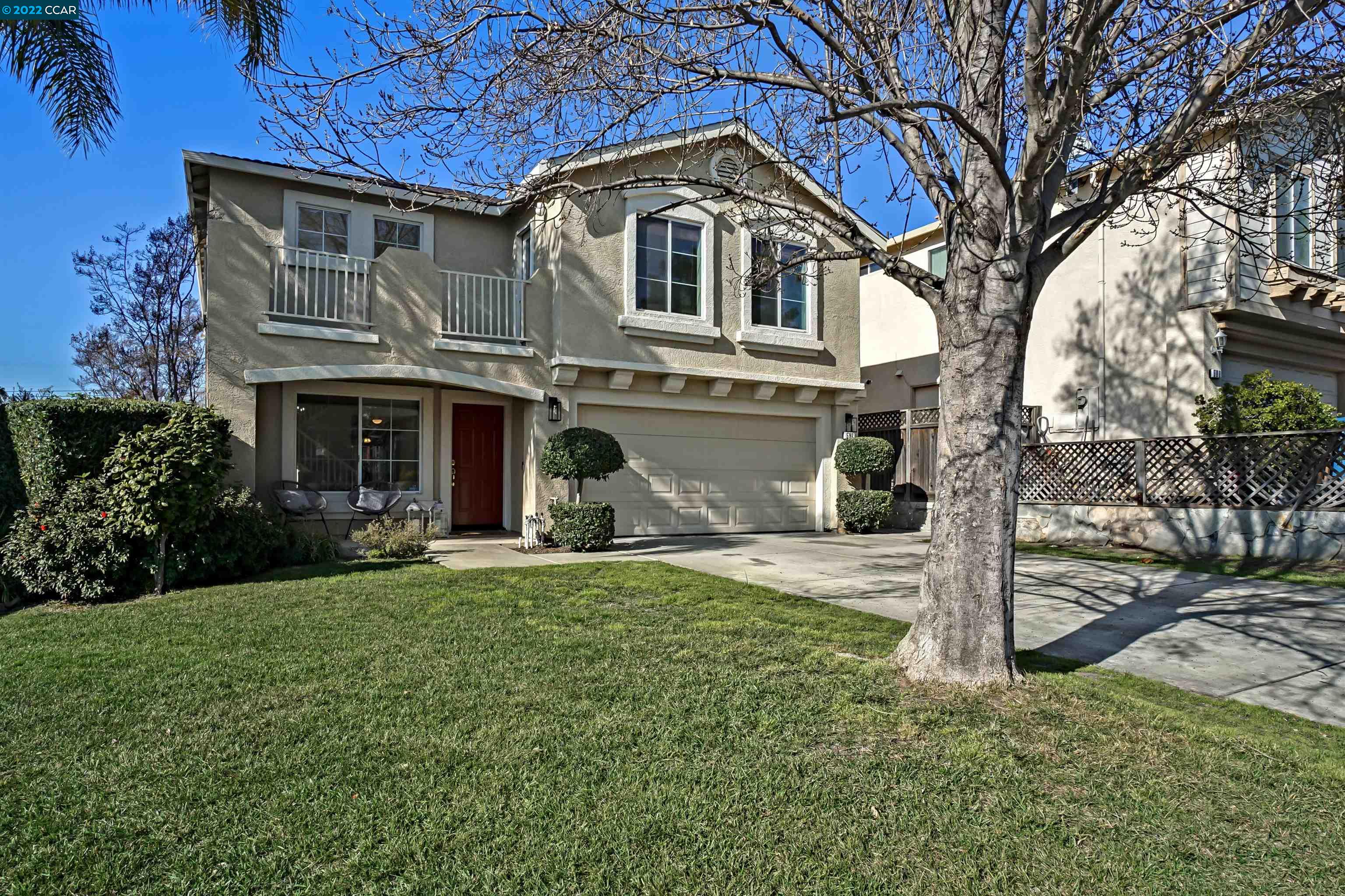 Photo of 592 Ross Cir in Martinez, CA
