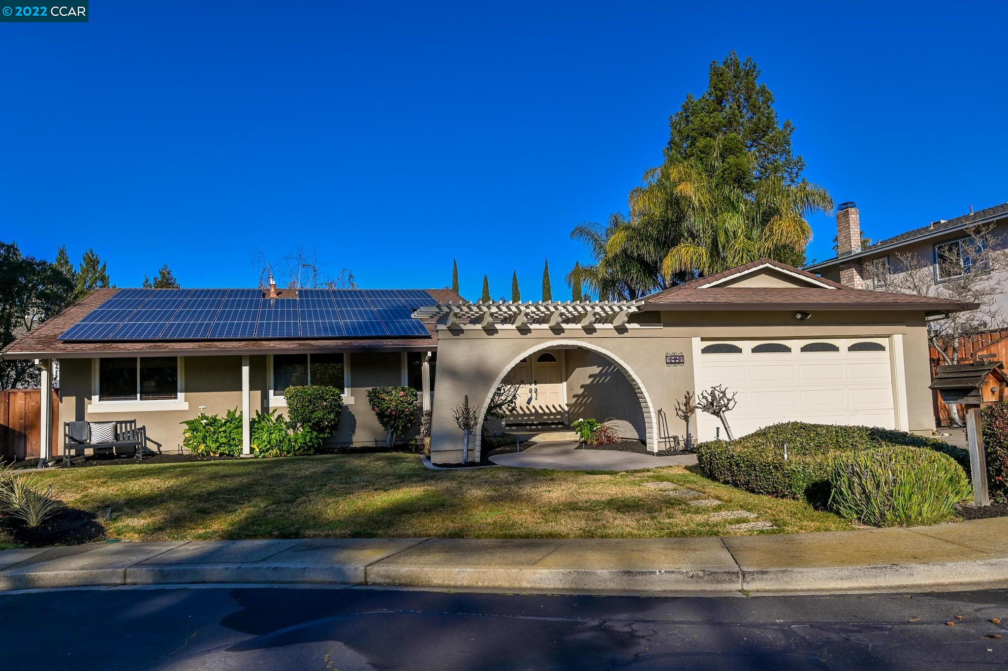 Photo of 1889 Brownwood Ct in Concord, CA