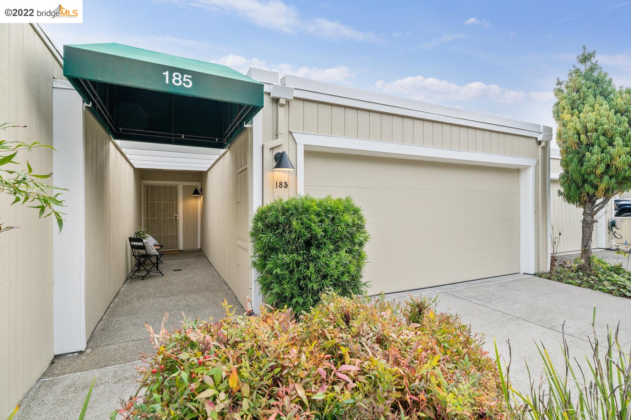 Detail Gallery Image 1 of 1 For 185 Samaria Lane, Oakland,  CA 94619 - 2 Beds | 2/1 Baths