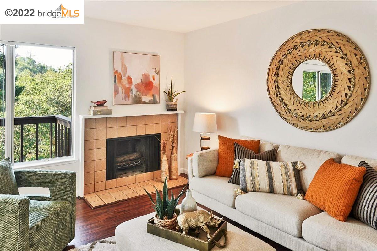 Detail Gallery Image 1 of 1 For 7400 Mountain Blvd #22,  Oakland,  CA 94605 - 2 Beds | 1/1 Baths