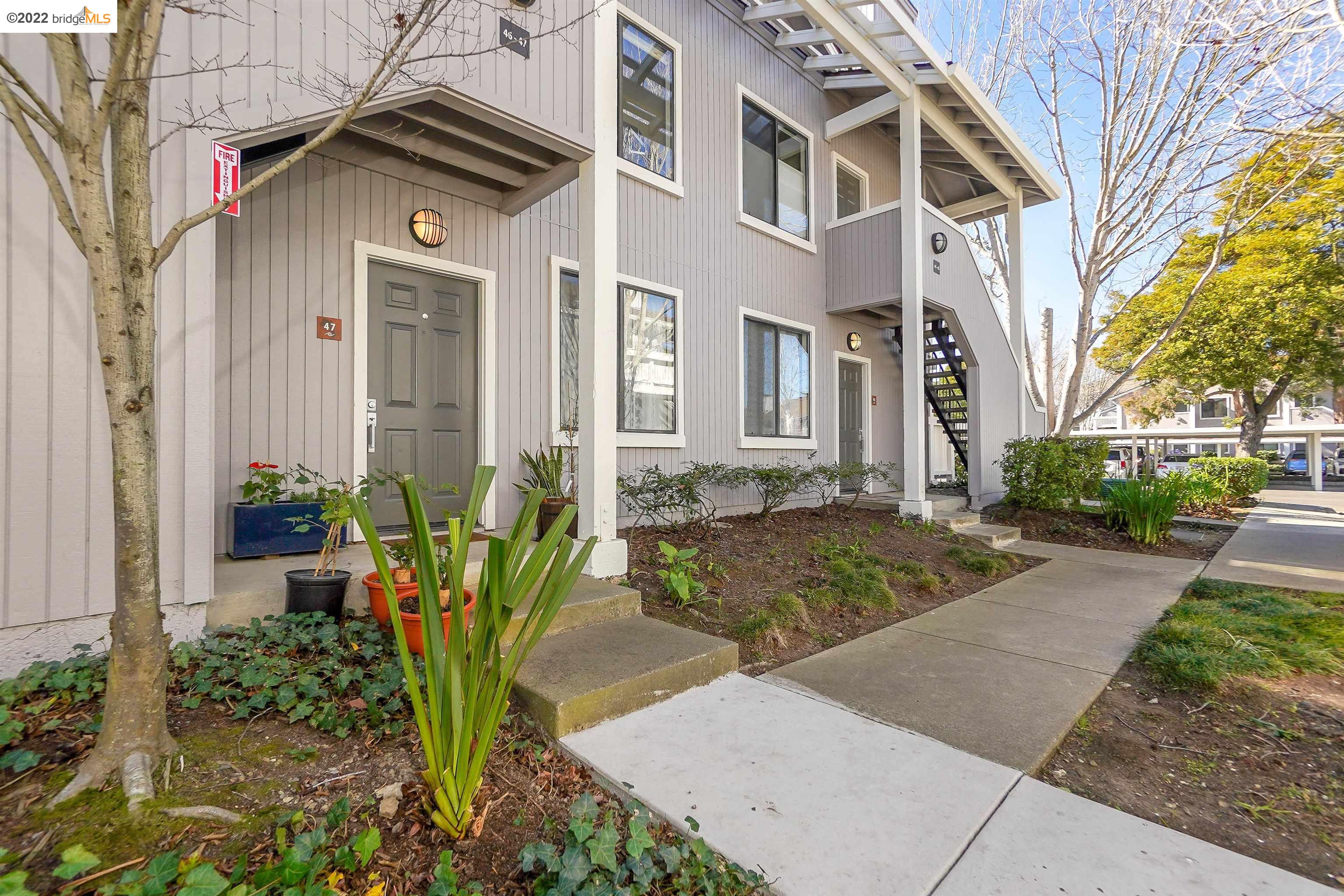 Detail Gallery Image 1 of 1 For 47 Schooner Ct, Richmond,  CA 94804 - 2 Beds | 2 Baths