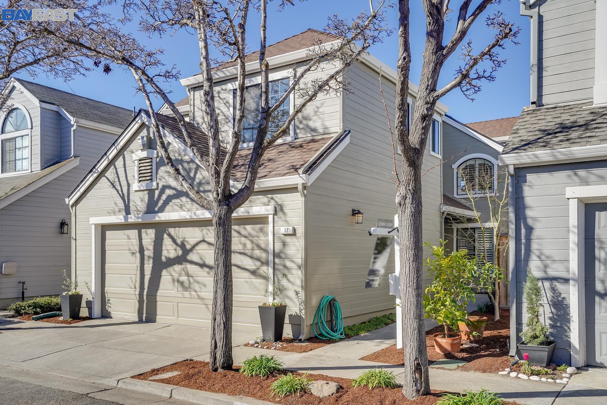 Detail Gallery Image 1 of 1 For 17 Millington Ct, Alameda,  CA 94502 - 3 Beds | 2/1 Baths
