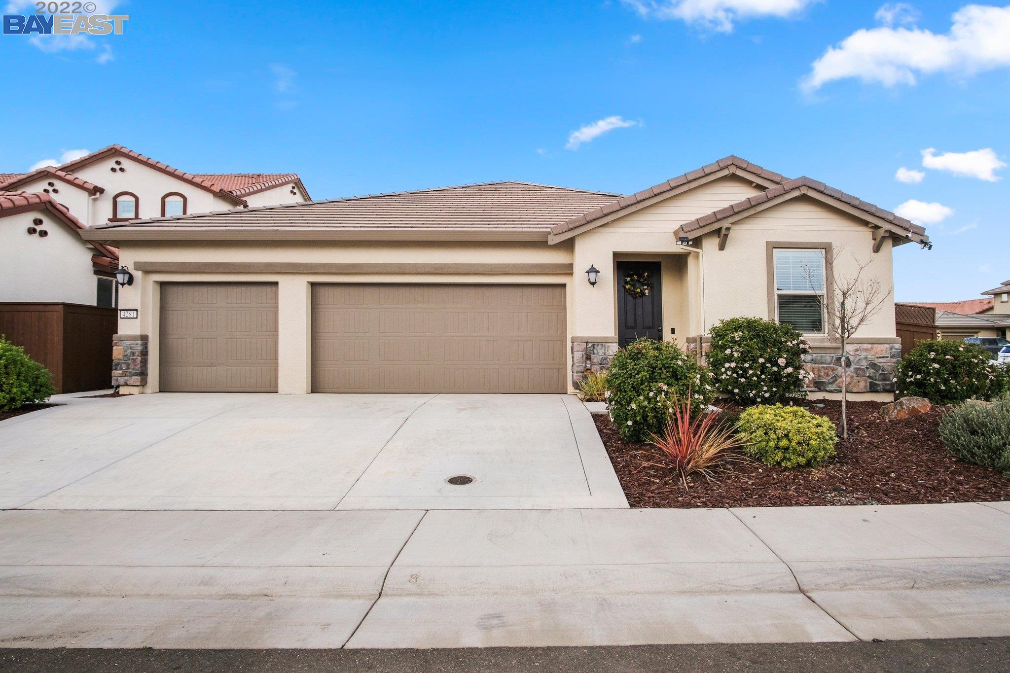 Photo of 4281 Eckersley Wy in Roseville, CA