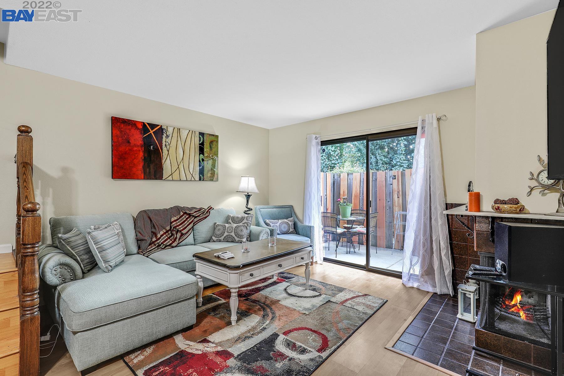 Detail Gallery Image 1 of 1 For 31113 Alvarado Niles Rd, Union City,  CA 94587 - 2 Beds | 1/1 Baths