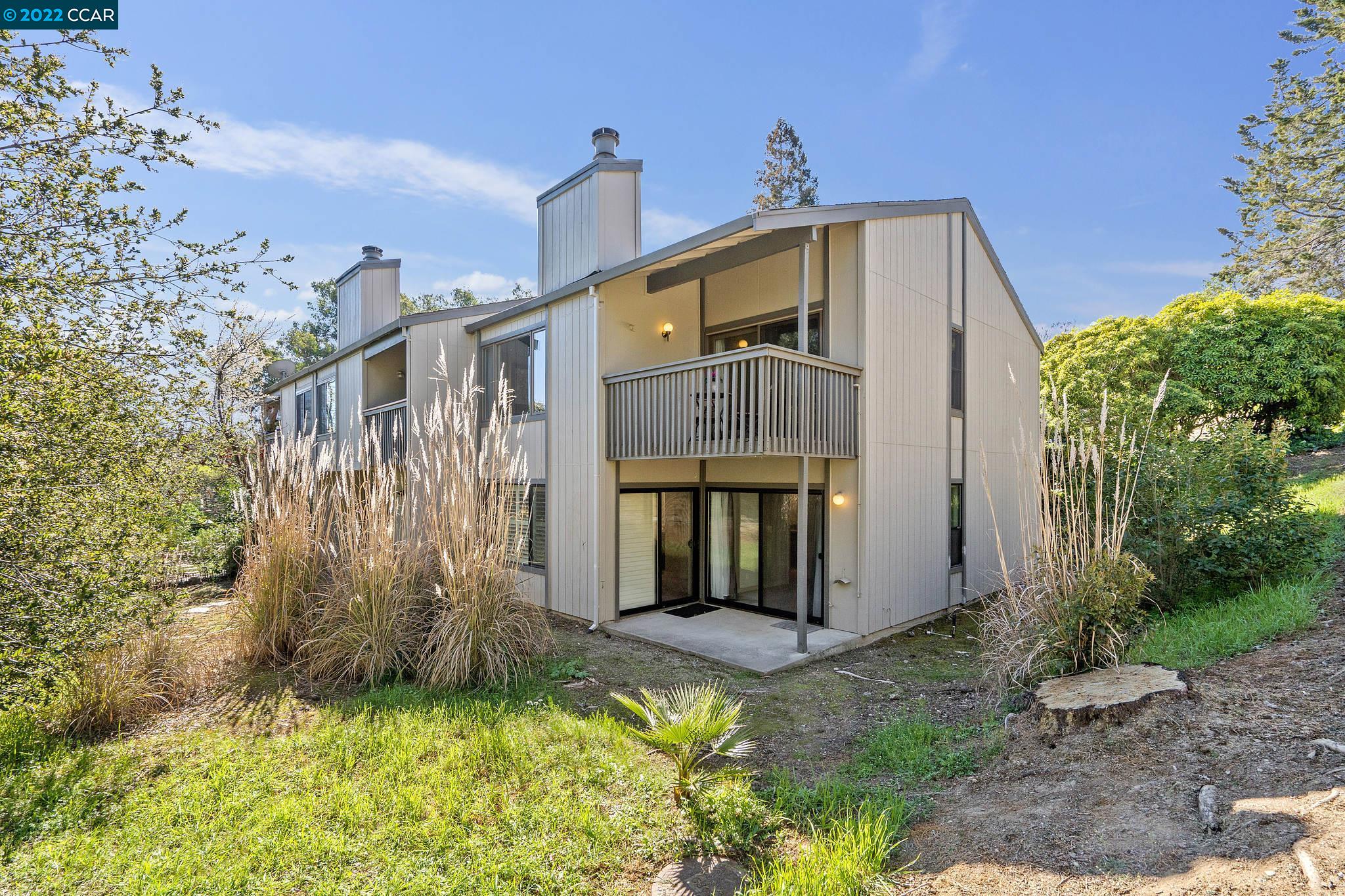 Photo of 1574 Ashwood Dr in Martinez, CA