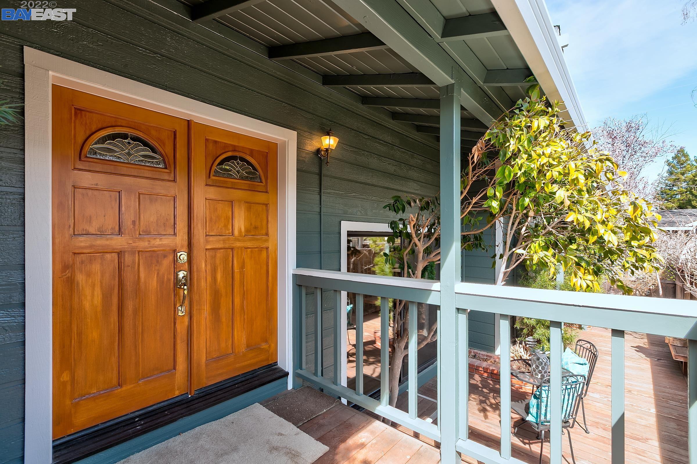 Photo of 6 Benedita Pl in Moraga, CA