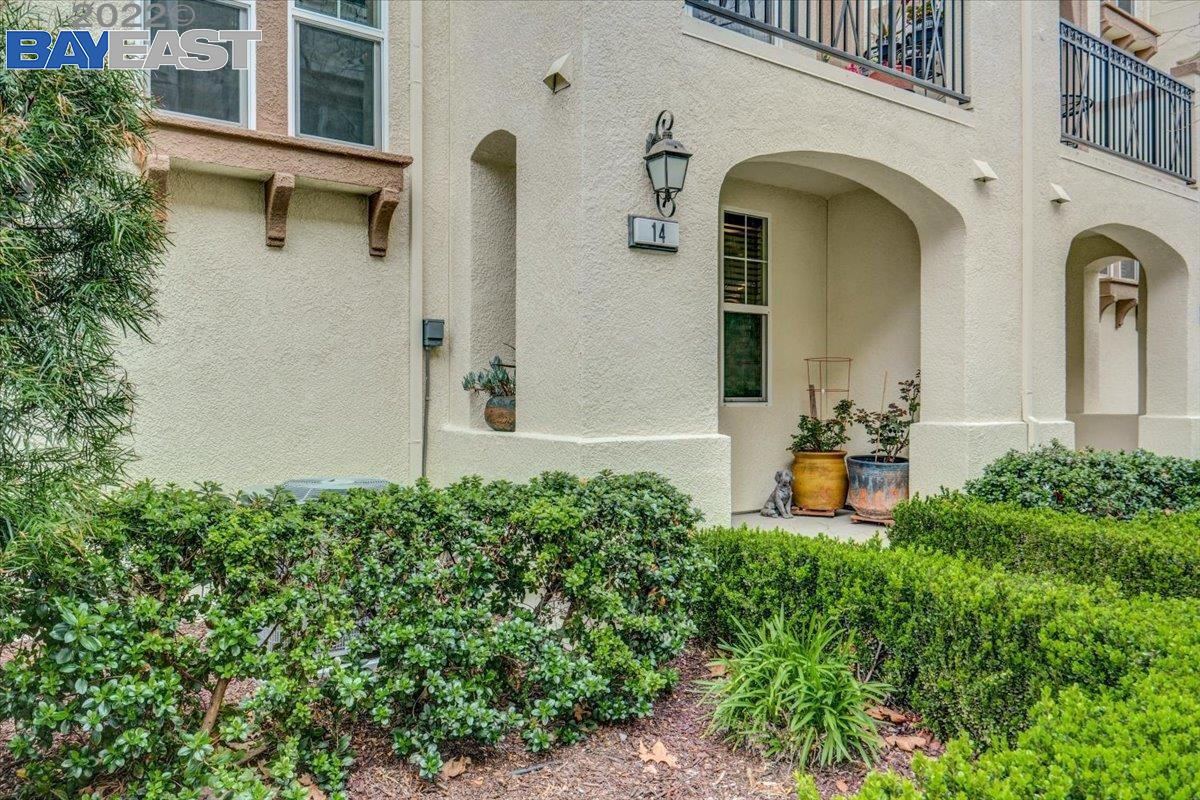 Detail Gallery Image 1 of 1 For 152 Heligan Ln #14,  Livermore,  CA 94551 - 2 Beds | 2/1 Baths