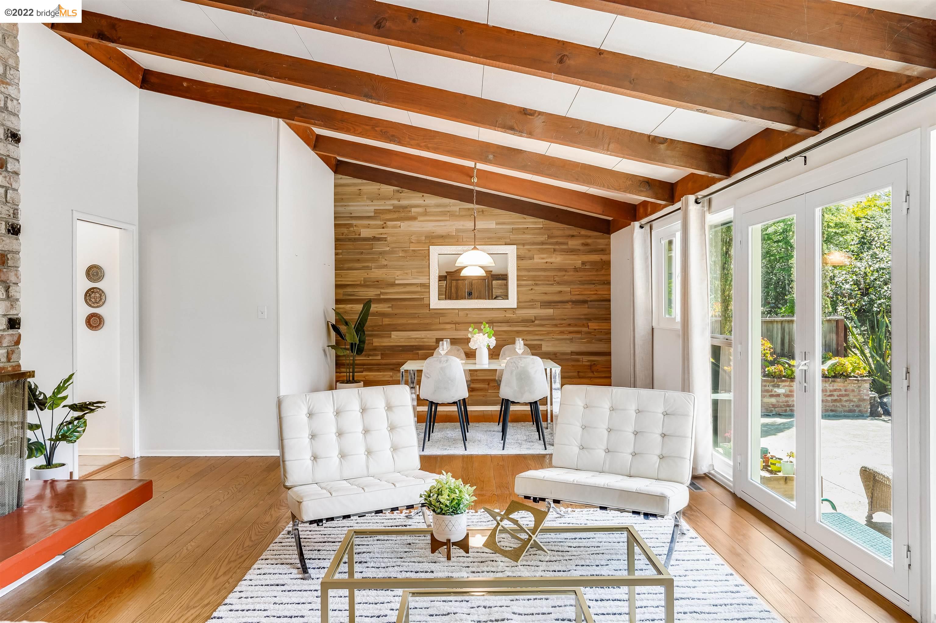 Detail Gallery Image 1 of 1 For 11135 Elvessa St, Oakland,  CA 94605 - 3 Beds | 2/1 Baths