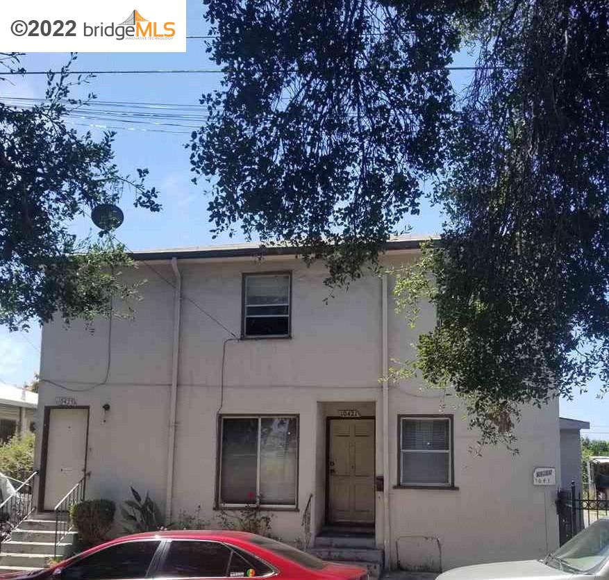 Photo of 10419 San Leandro St in Oakland, CA