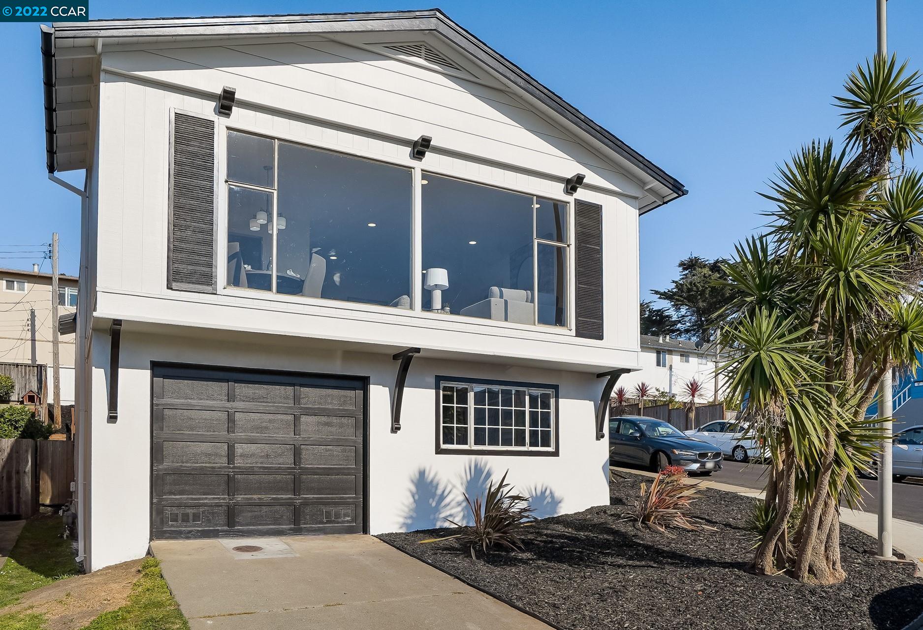 Detail Gallery Image 1 of 1 For 96 Beachside Court, Daly City,  CA 94015 - 3 Beds | 2 Baths