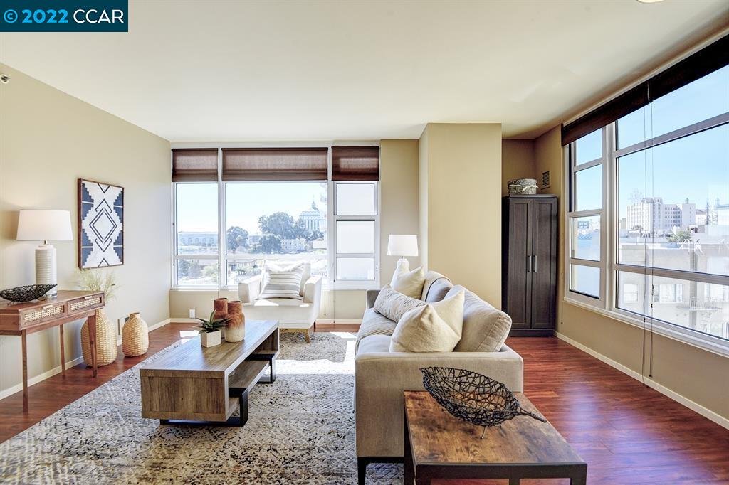 Detail Gallery Image 1 of 1 For 1 Lakeside Dr #504,  Oakland,  CA 94612 - 1 Beds | 1 Baths