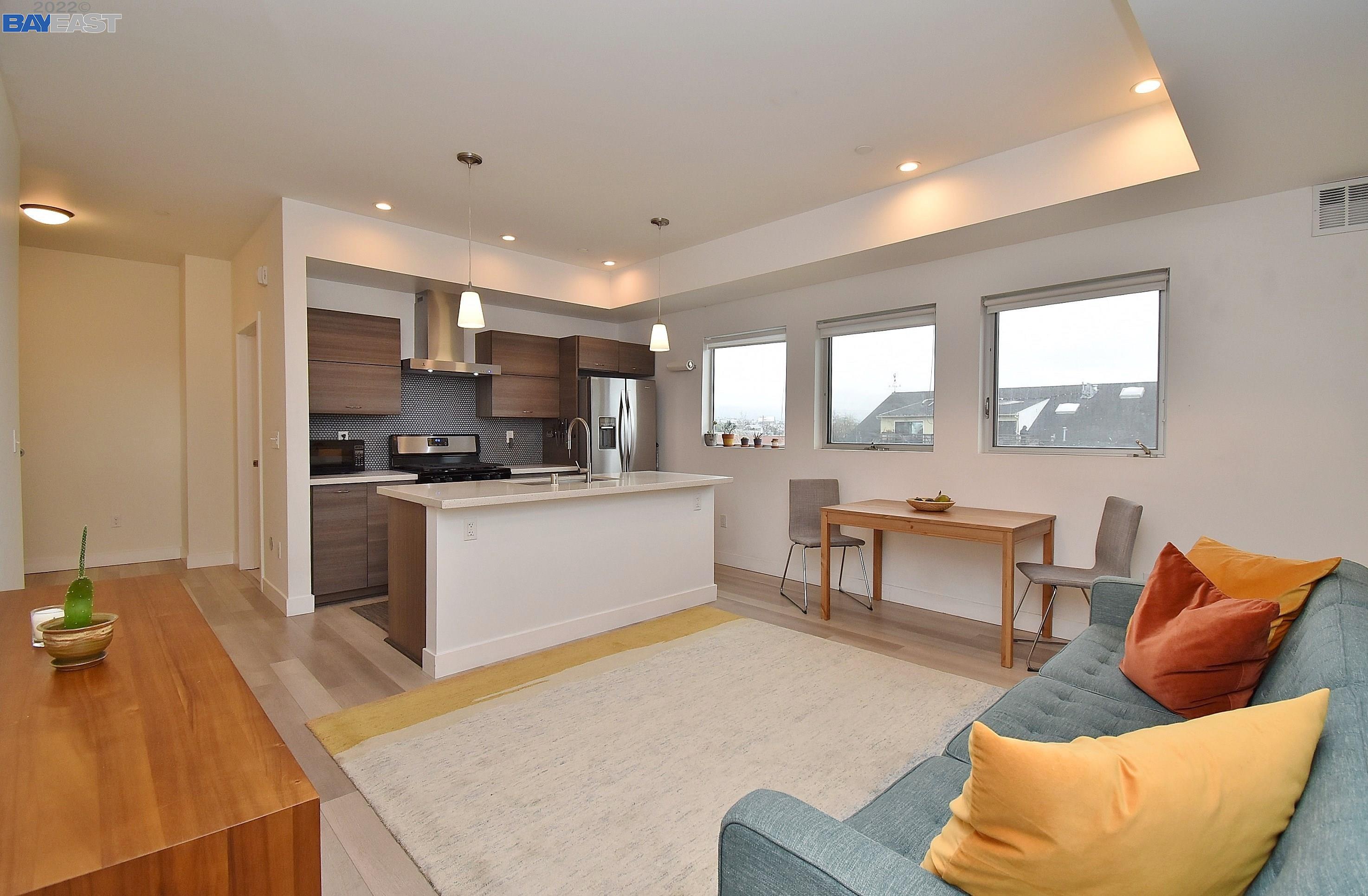 Detail Gallery Image 1 of 1 For 414 29th Ave #13,  Oakland,  CA 94601 - 1 Beds | 1/1 Baths