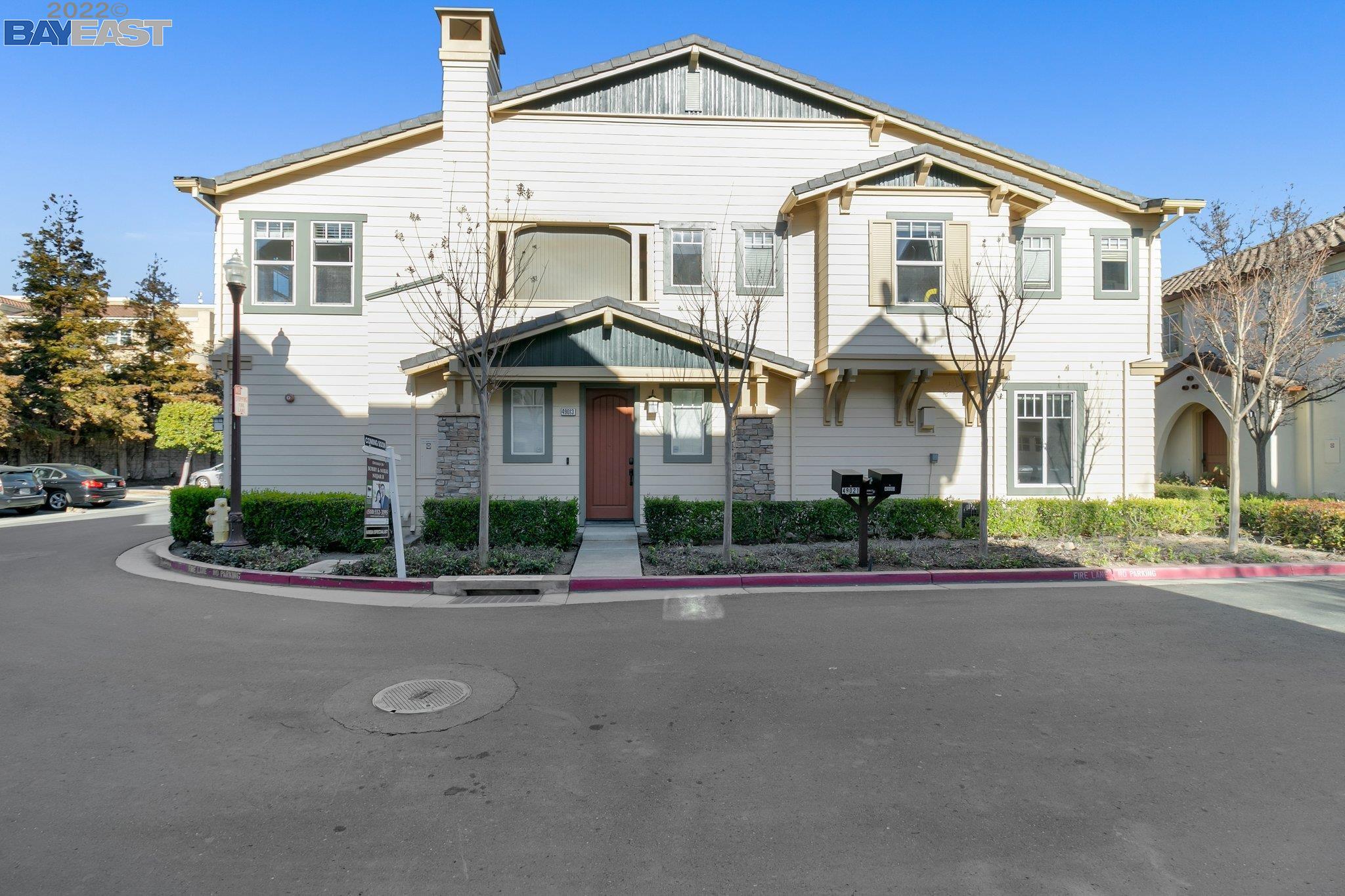 Detail Gallery Image 1 of 1 For 49013 Meadowfaire Cmn, Fremont,  CA 94539 - 2 Beds | 2 Baths