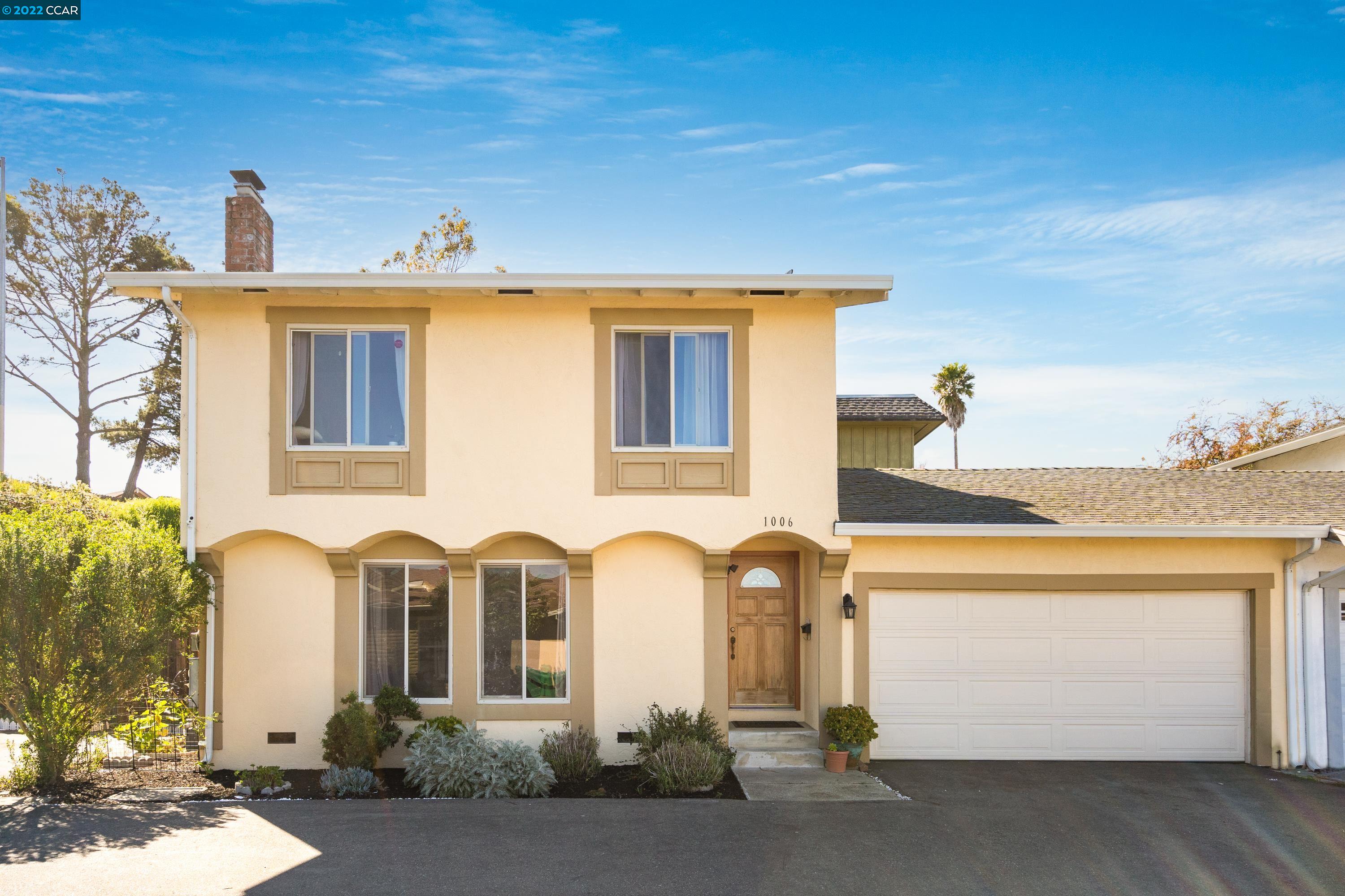 Detail Gallery Image 1 of 1 For 1006 View Dr, Richmond,  CA 94803 - 3 Beds | 2/1 Baths