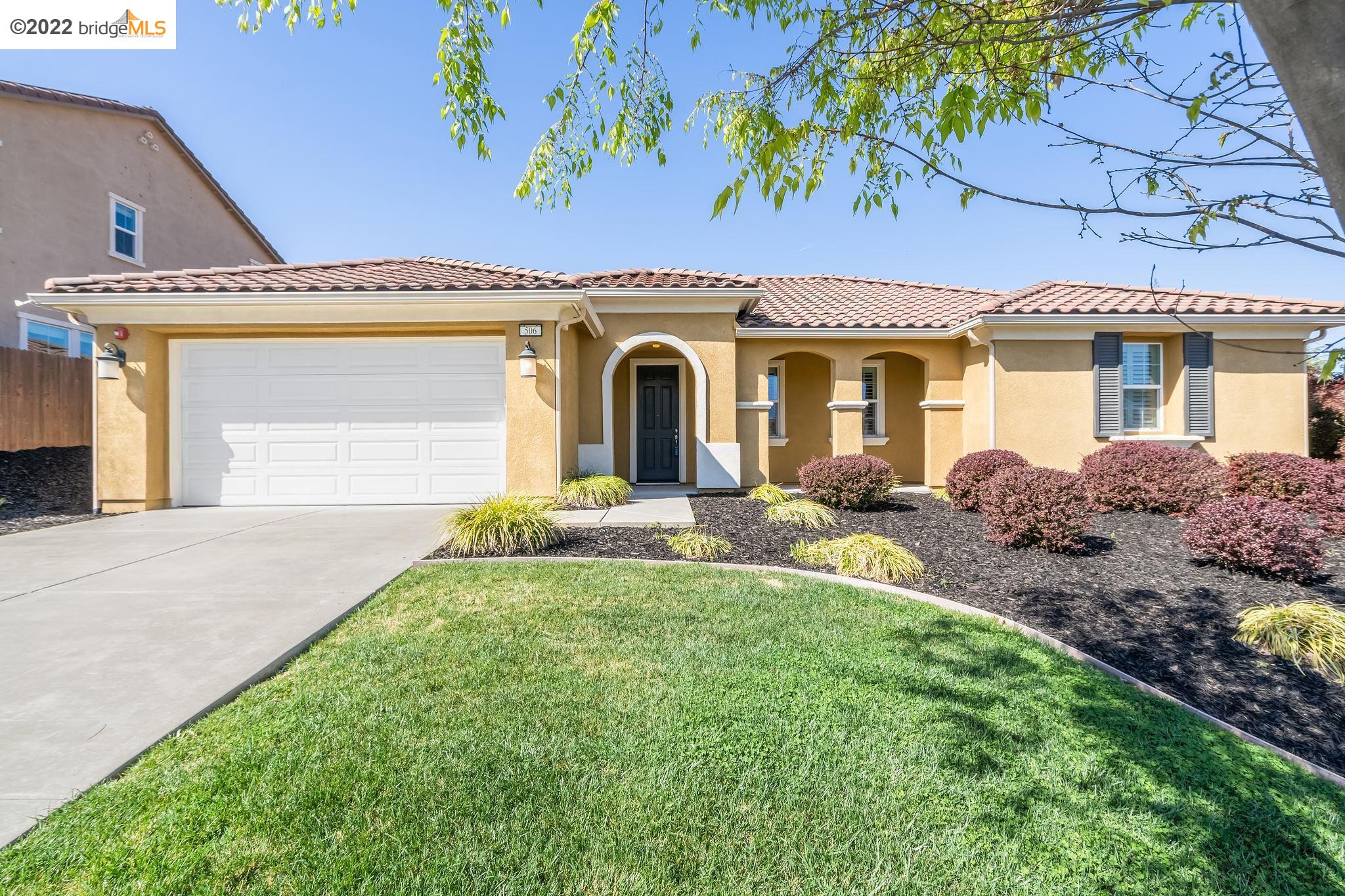 Photo of 506 Treeswift Ct in Lincoln, CA