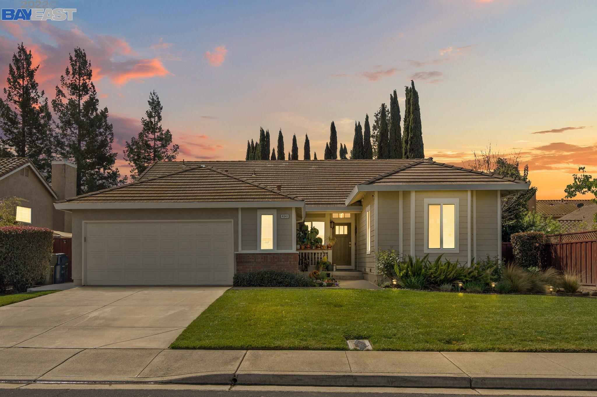 Detail Gallery Image 1 of 1 For 4841 Julie St, Livermore,  CA 94550 - 4 Beds | 2 Baths
