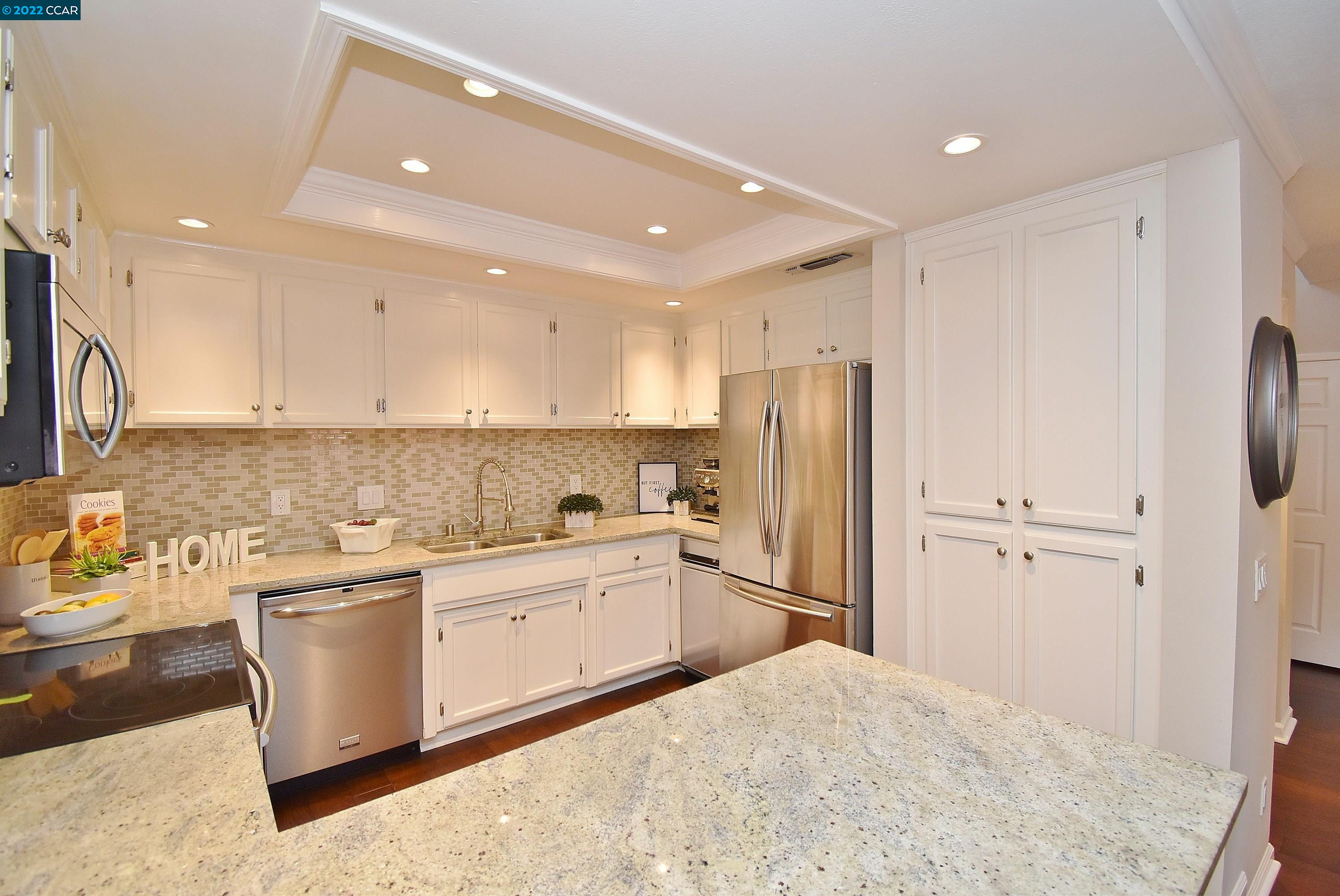 Photo of 305 Via Cordova Ln in Martinez, CA