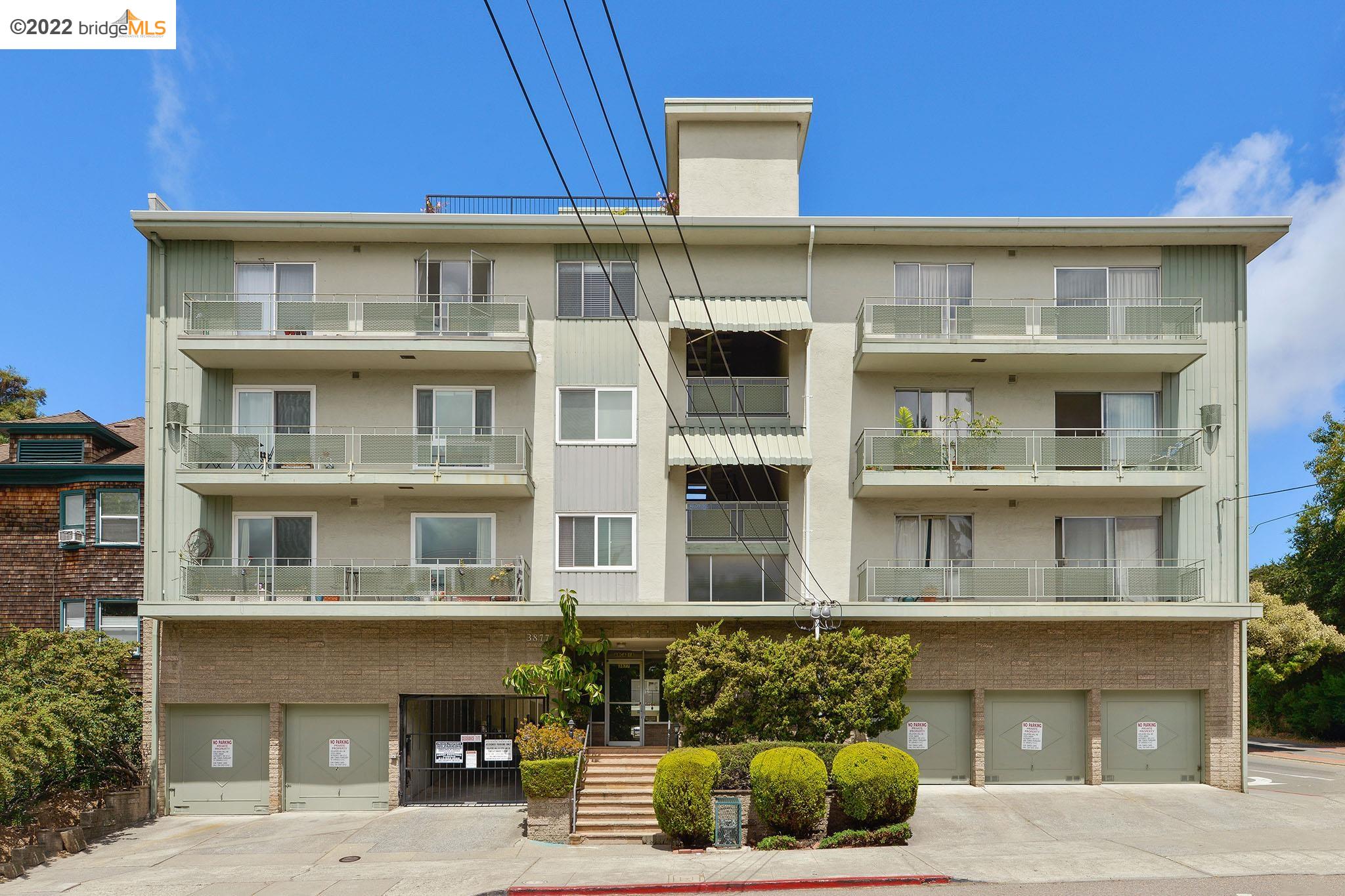 Detail Gallery Image 1 of 1 For 3877 Howe St #302,  Oakland,  CA 94611 - 1 Beds | 1 Baths