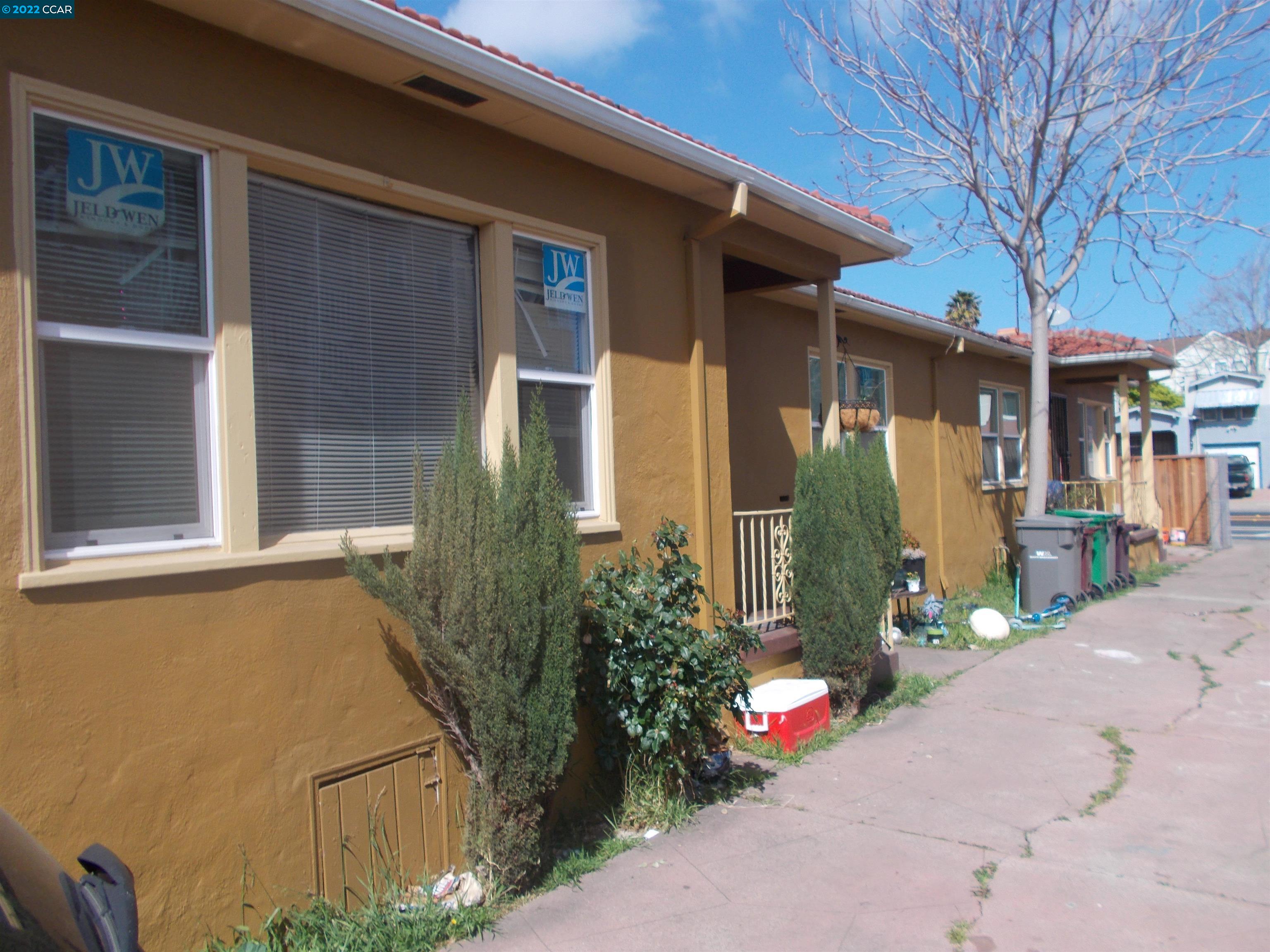 Photo of 6609 Bancroft Ave in Oakland, CA