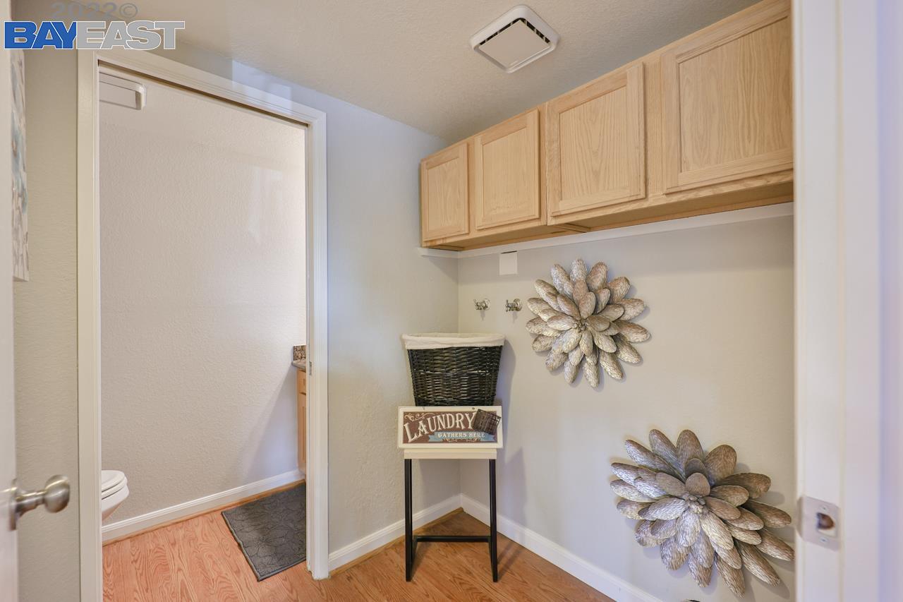 Detail Gallery Image 13 of 37 For 3515 Ivalynn Cir, San Jose,  CA 95132 - 2 Beds | 2/1 Baths