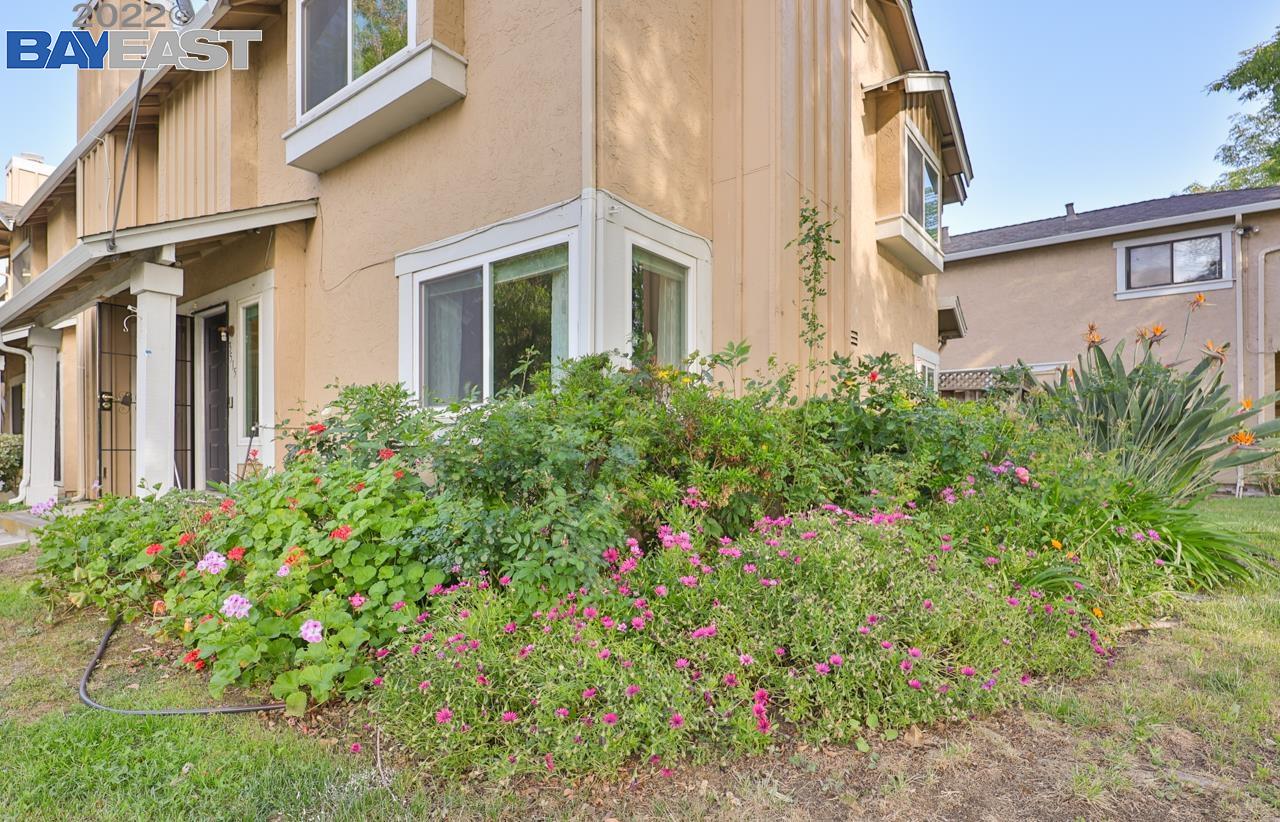 Detail Gallery Image 34 of 37 For 3515 Ivalynn Cir, San Jose,  CA 95132 - 2 Beds | 2/1 Baths