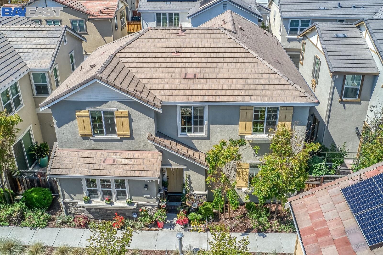 Detail Gallery Image 1 of 1 For 2543 Admiral Cir, Hayward,  CA 94545 - 4 Beds | 3 Baths