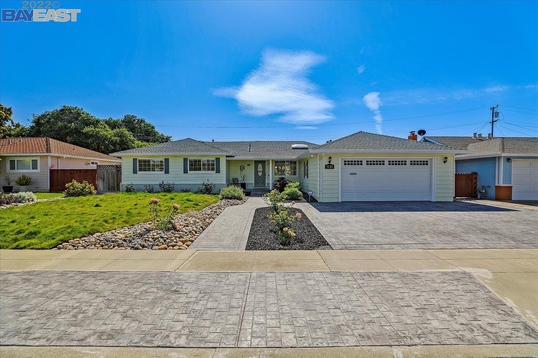 Detail Gallery Image 1 of 1 For 5124 Eggers Dr, Fremont,  CA 94536 - 4 Beds | 2 Baths