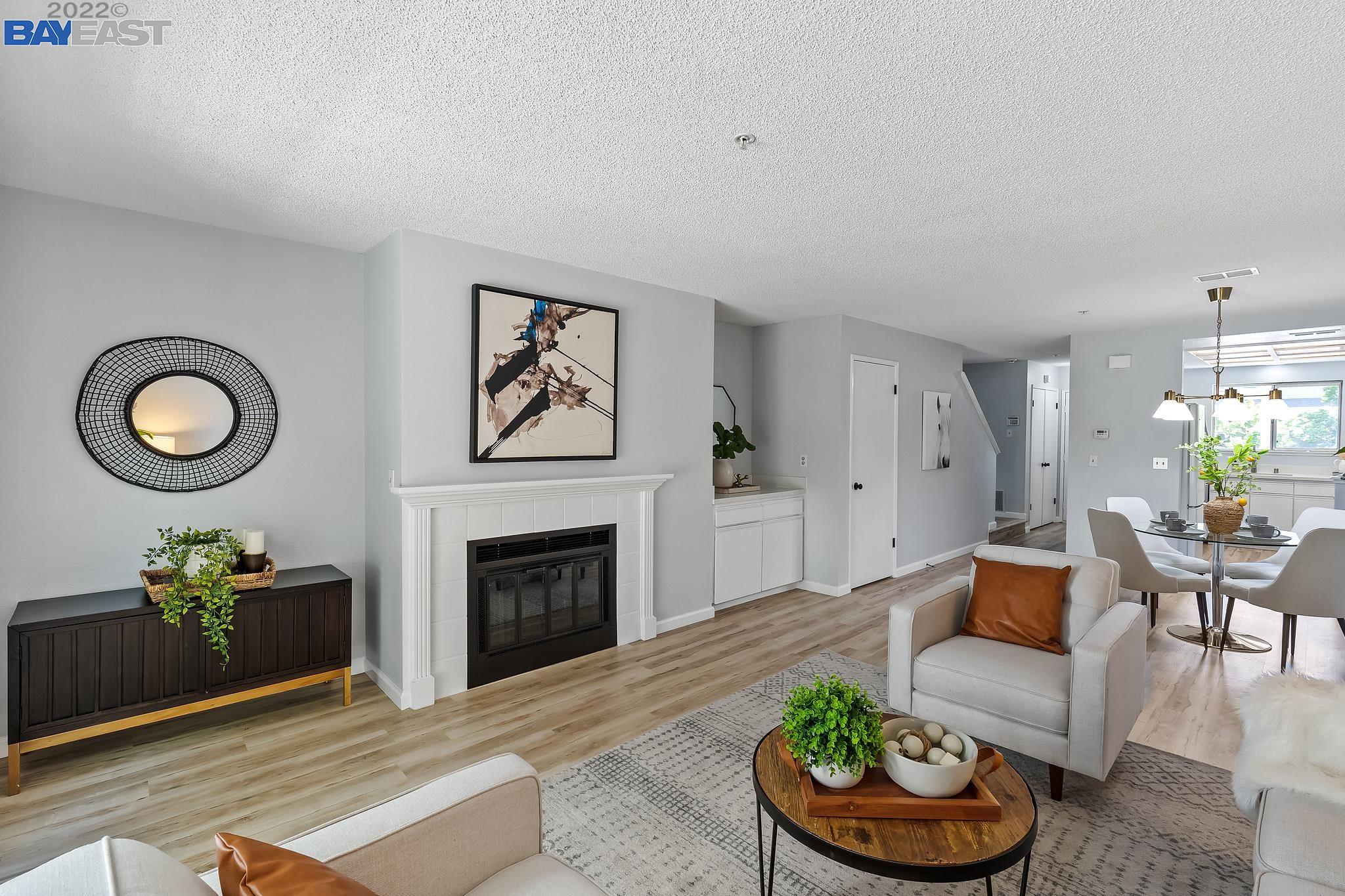 Detail Gallery Image 1 of 1 For 2721 Oak Rd #G,  Walnut Creek,  CA 94597 - 2 Beds | 2 Baths