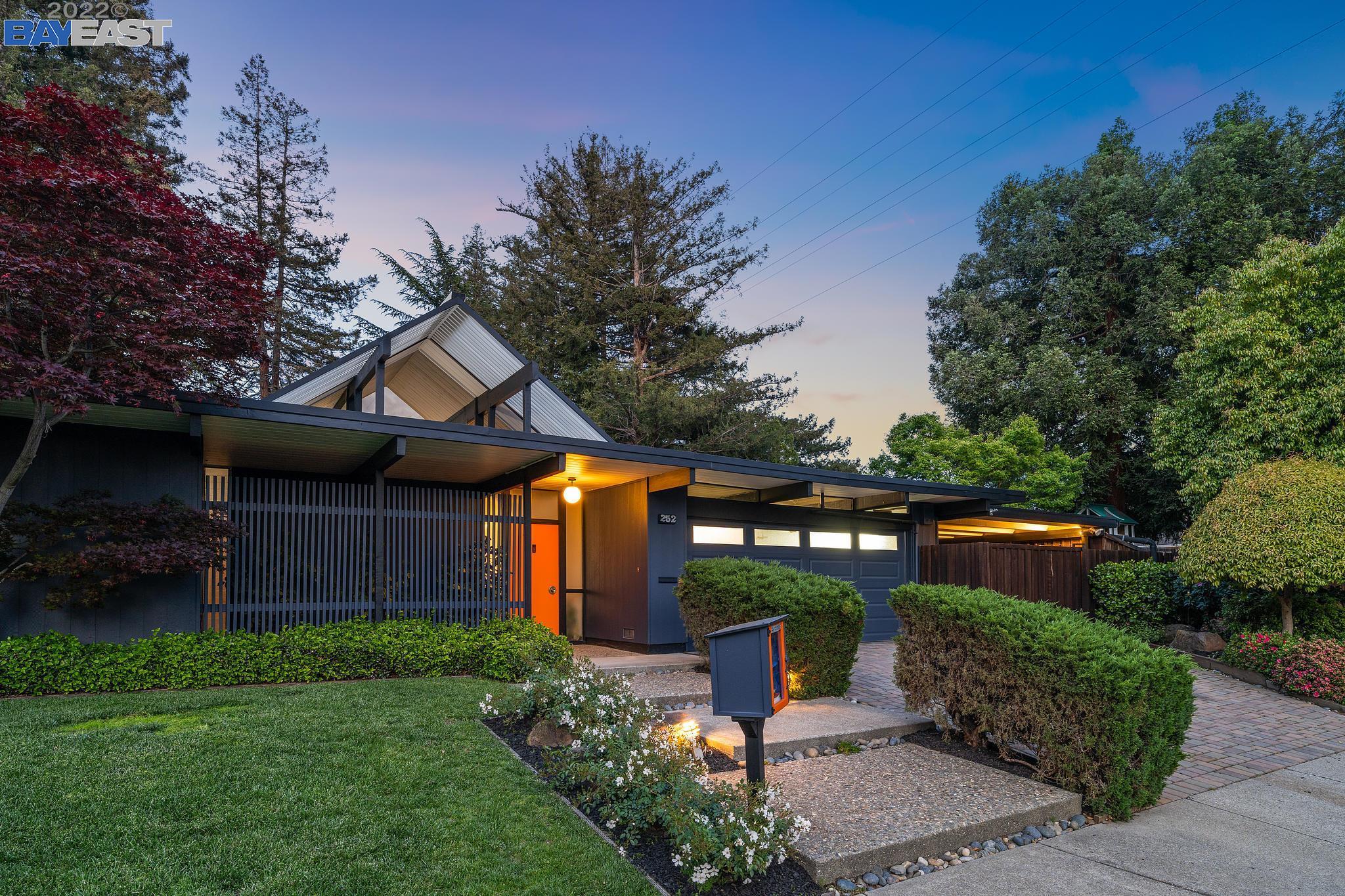 Detail Gallery Image 1 of 1 For 252 Clyde Dr, Walnut Creek,  CA 94598 - 5 Beds | 3 Baths