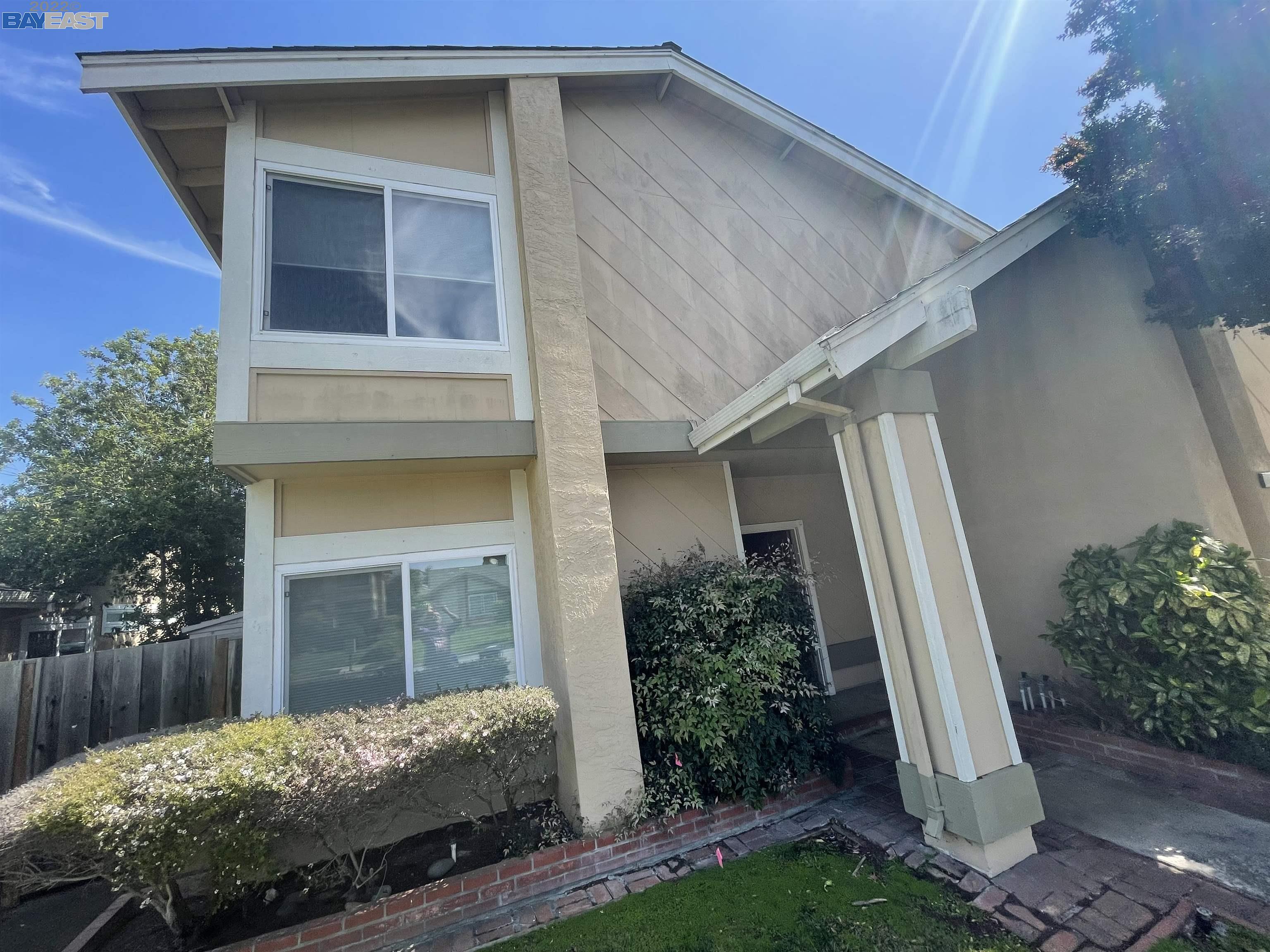 Detail Gallery Image 1 of 1 For 4696 Amiens, Fremont,  CA 94555 - 4 Beds | 2/1 Baths