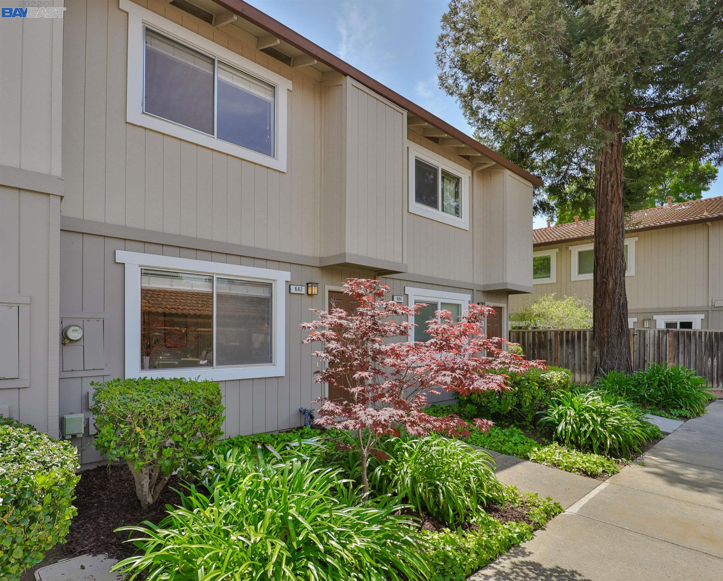 Detail Gallery Image 1 of 1 For 682 Concord Pl, Pleasanton,  CA 94566 - 2 Beds | 1/1 Baths