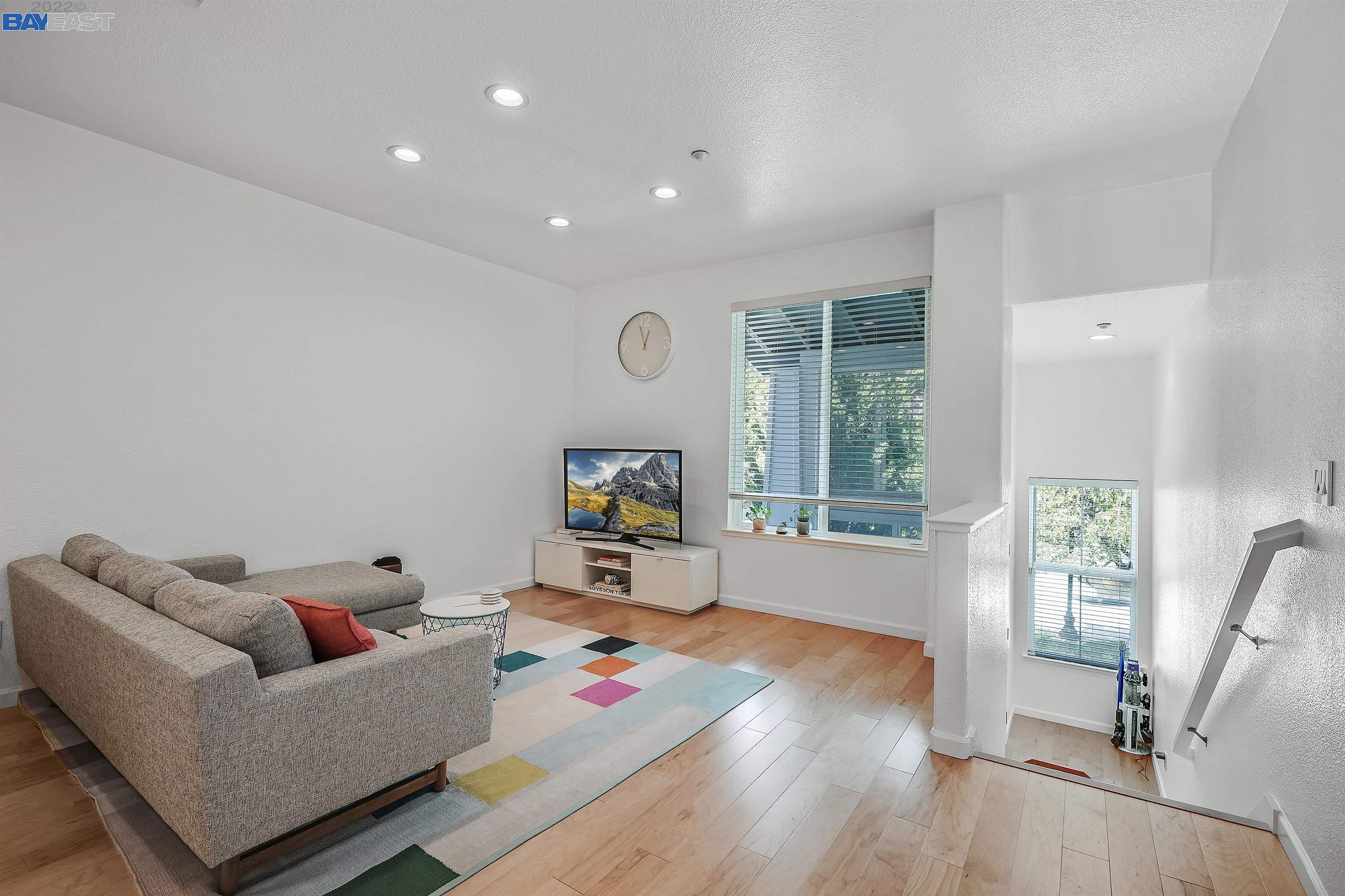 Detail Gallery Image 1 of 1 For 782 Dean Place, Hayward,  CA 94541 - 3 Beds | 3 Baths