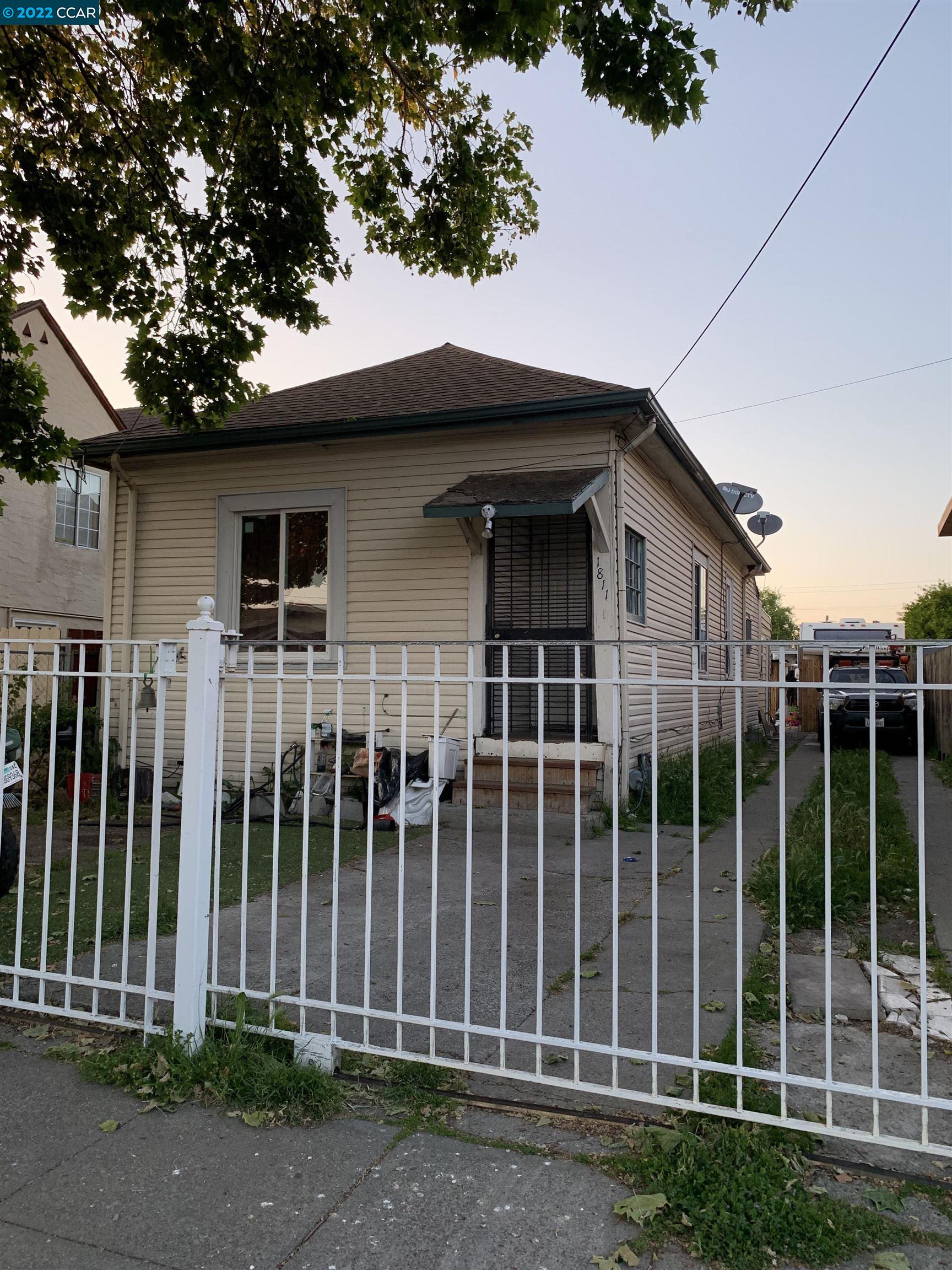 A classic starter home with great bones, wonderful fixer-upper oozing with potential great for the visionary investor, has high ceilings, long driveway for 2-3 cars. Close to public transportation BART, freeways, Kaiser Hospital, the marina, restaurants and much more.