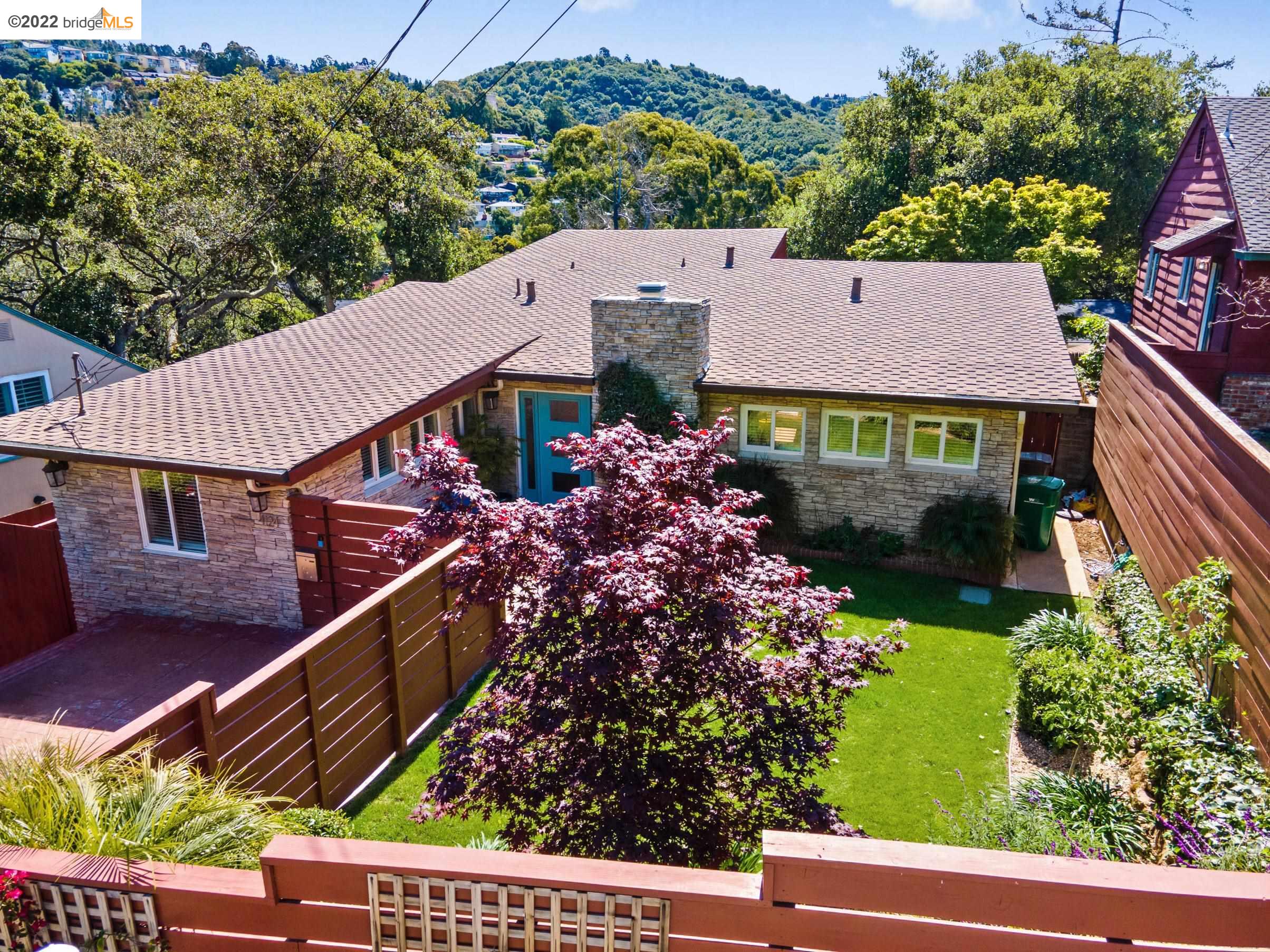 Detail Gallery Image 1 of 1 For 4124 Gregory St, Oakland,  CA 94619 - 4 Beds | 3 Baths