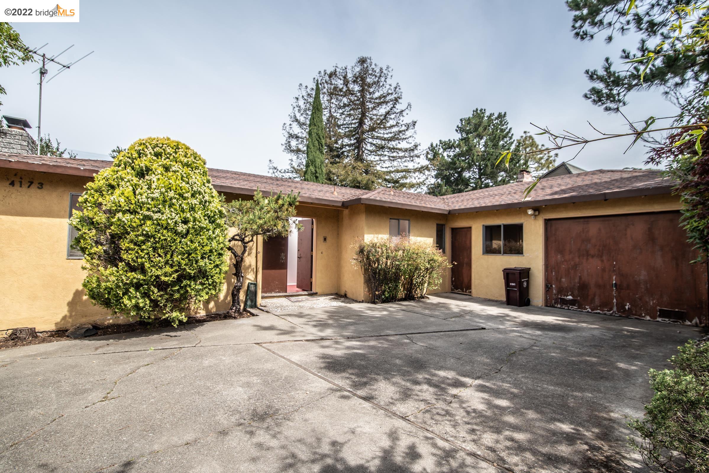Detail Gallery Image 1 of 1 For 4173 Lincoln, Oakland,  CA 94602 - 3 Beds | 2 Baths