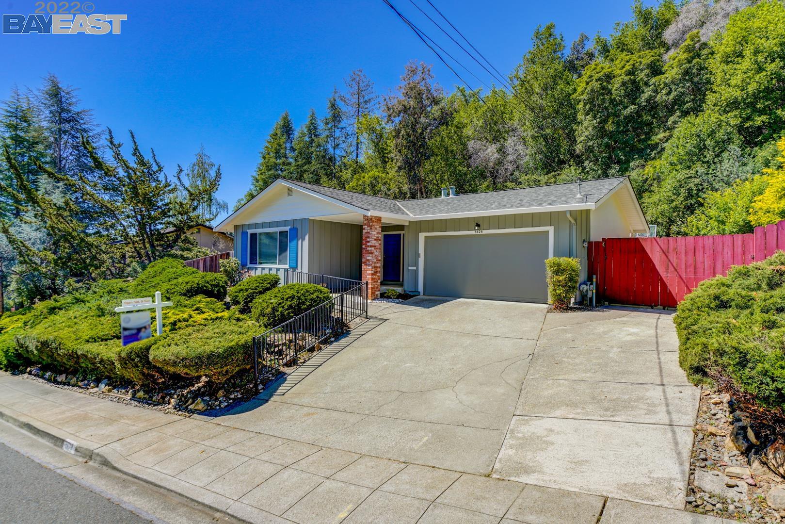 Detail Gallery Image 1 of 1 For 5628 Cold Water Dr, Castro Valley,  CA 94552 - 3 Beds | 2 Baths