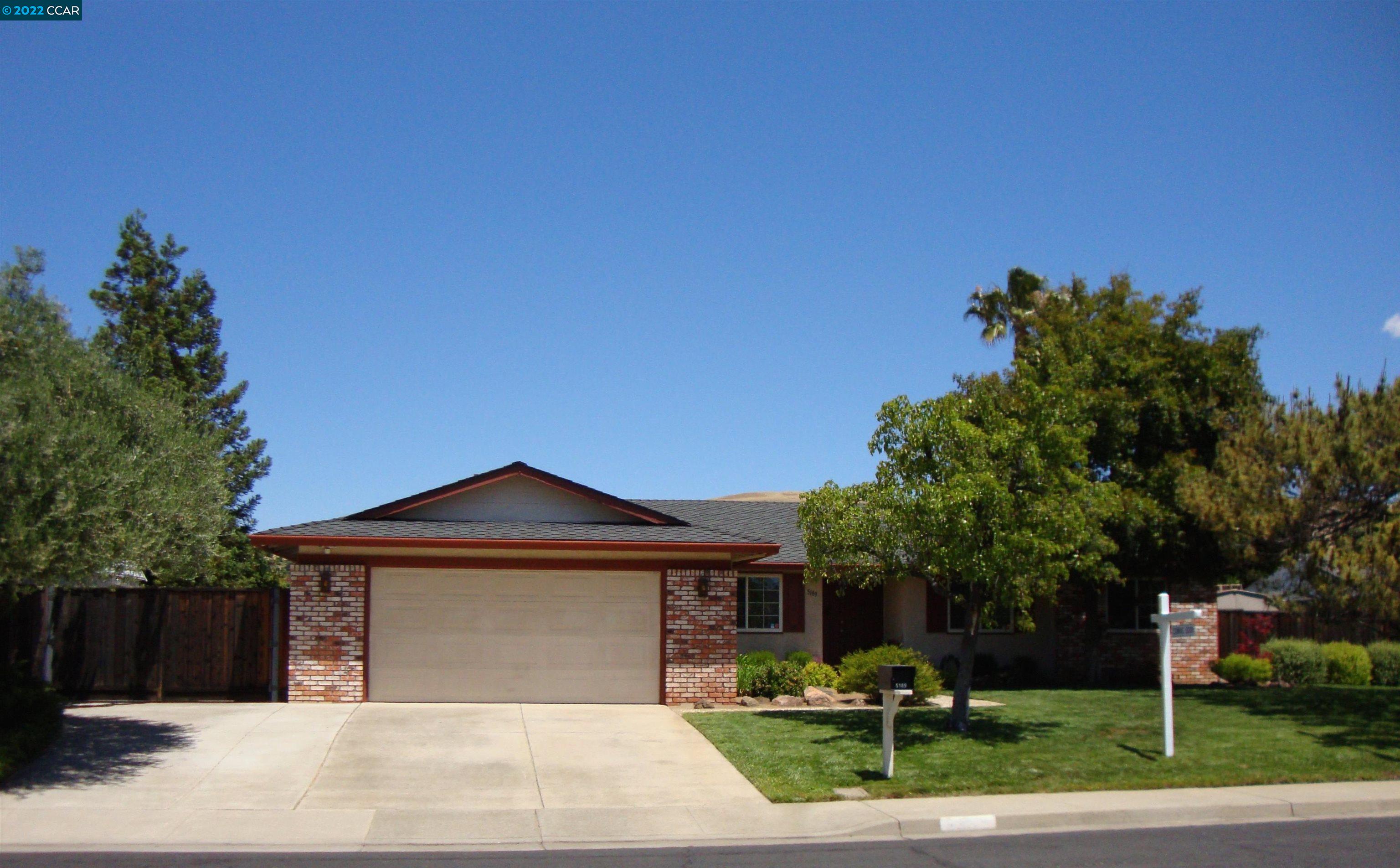 Detail Gallery Image 1 of 1 For 5189 Jomar Dr, Concord,  CA 94521 - 3 Beds | 2 Baths