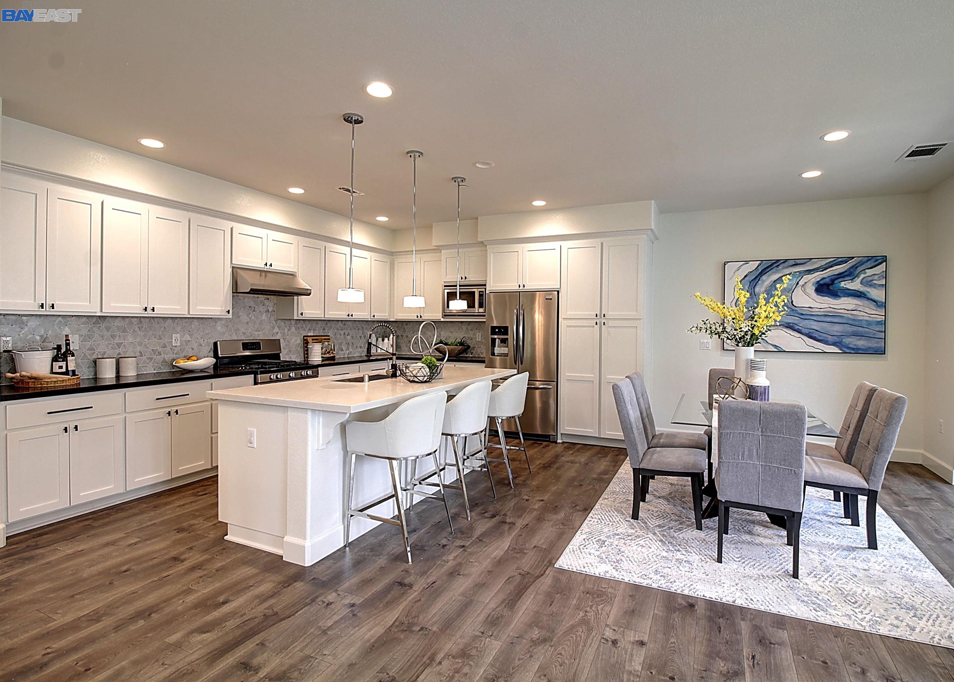 Detail Gallery Image 1 of 1 For 119 Maidenhair Ter, Sunnyvale,  CA 94086 - 2 Beds | 2/1 Baths