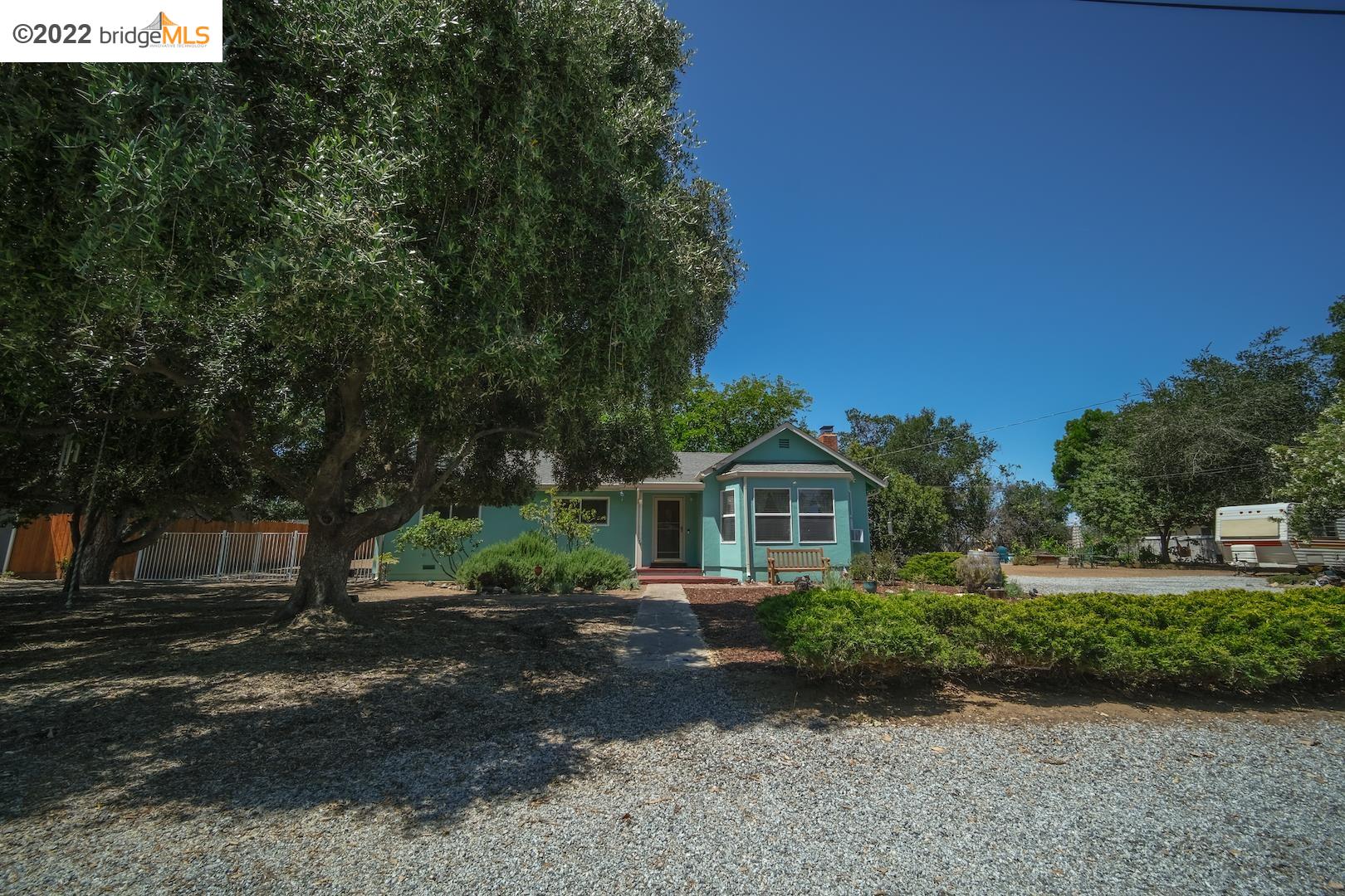 Detail Gallery Image 1 of 1 For 24 Cristine Lane, Oakley,  CA 94561 - 3 Beds | 2/1 Baths