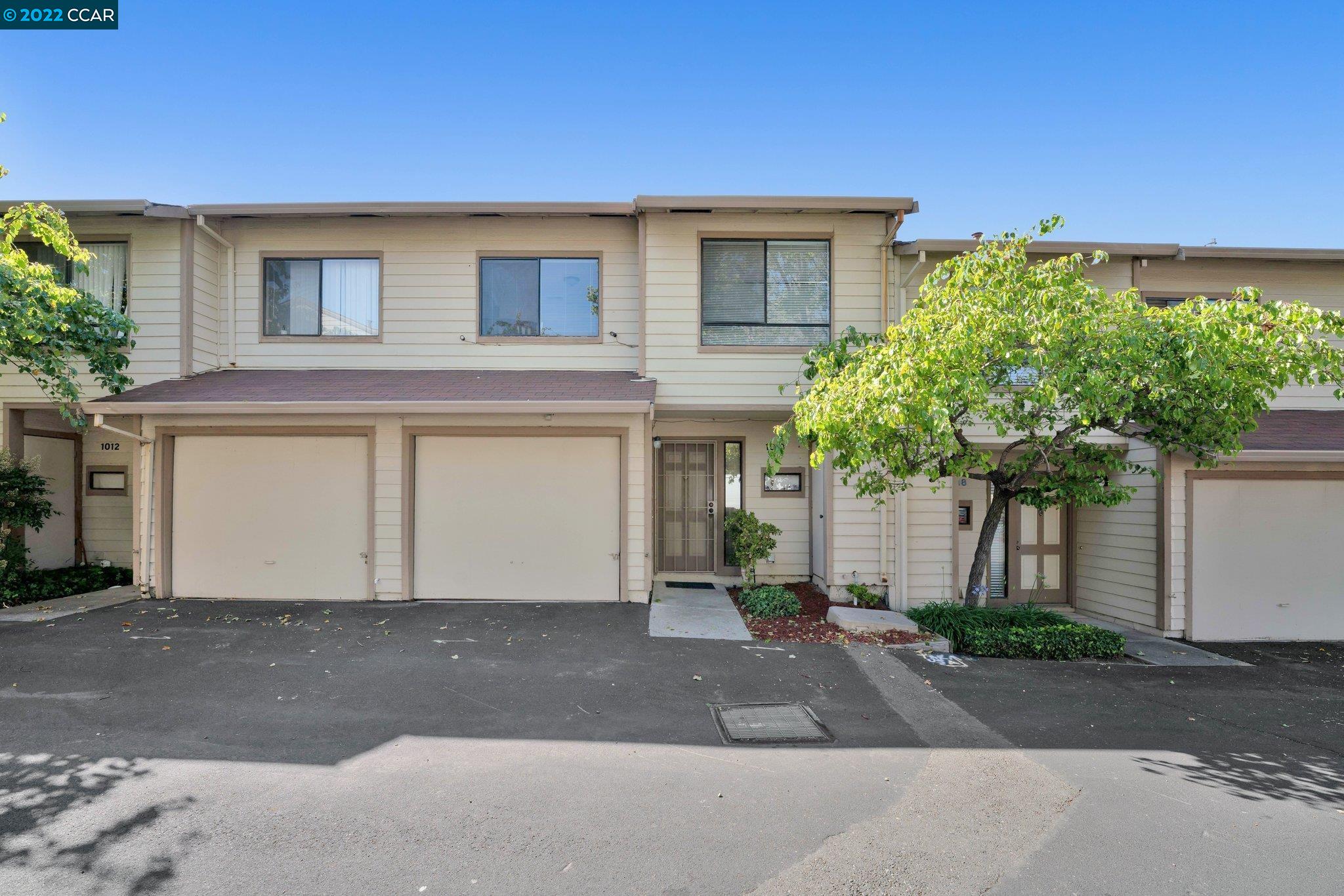 Gated Community , family friendly, swimming pool, spa and BBQ area for outdoor life. Town home style condo, move in ready. upgrade kitchen, updated bathrooms. Convenience location, easy access to highway 80, library, stores, and shopping mall, etc. Open house 06/11/22. 1pm to 4pm. Saturday. Open House 06/12/22. 1pm to 5pm. Sunday