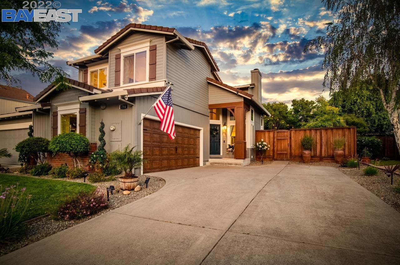 Detail Gallery Image 1 of 1 For 794 Dana Cir, Livermore,  CA 94550 - 3 Beds | 2/1 Baths