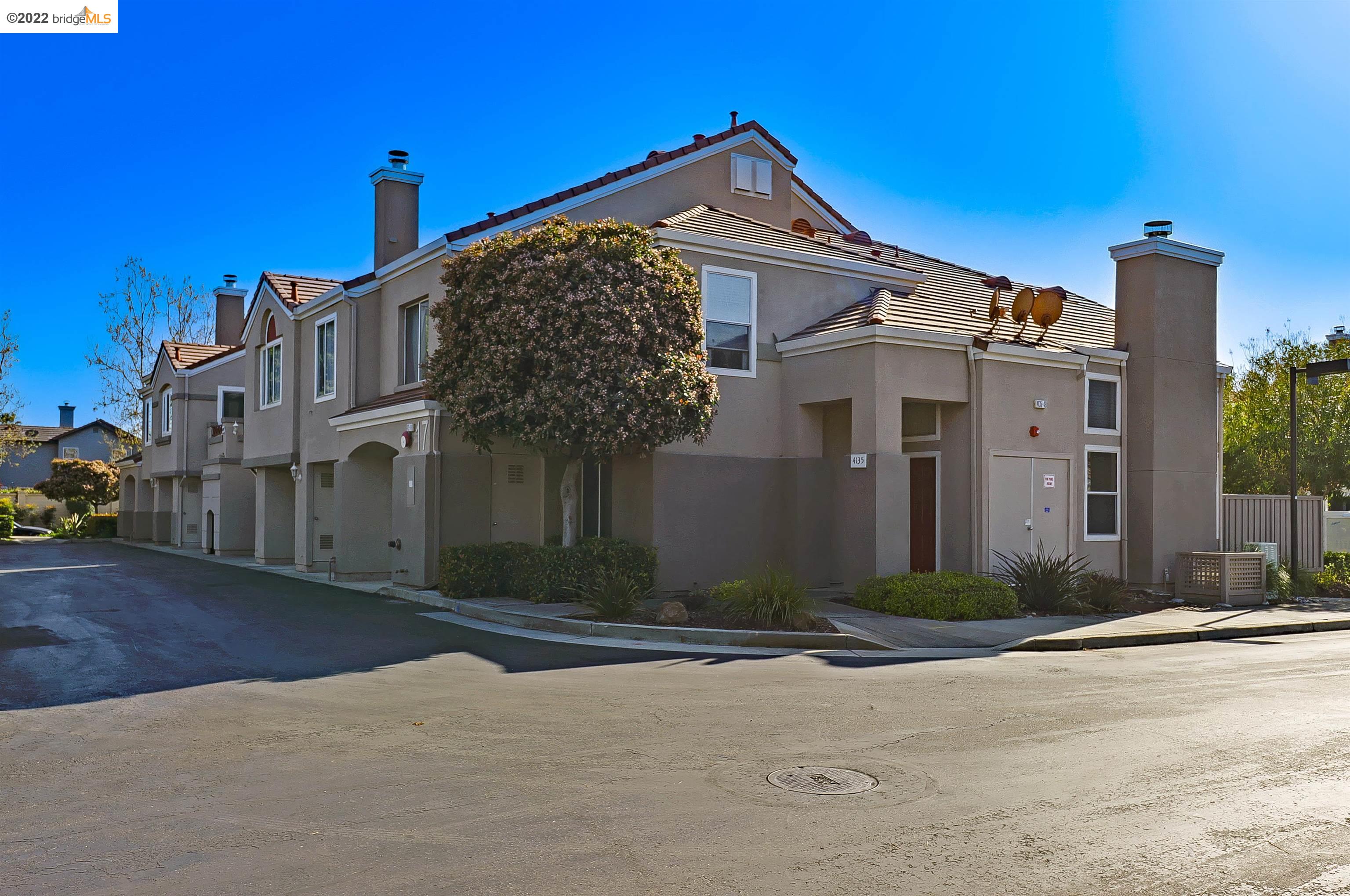 Detail Gallery Image 5 of 21 For 4141 Boneso Cir, San Jose,  CA 95134 - 3 Beds | 2/1 Baths