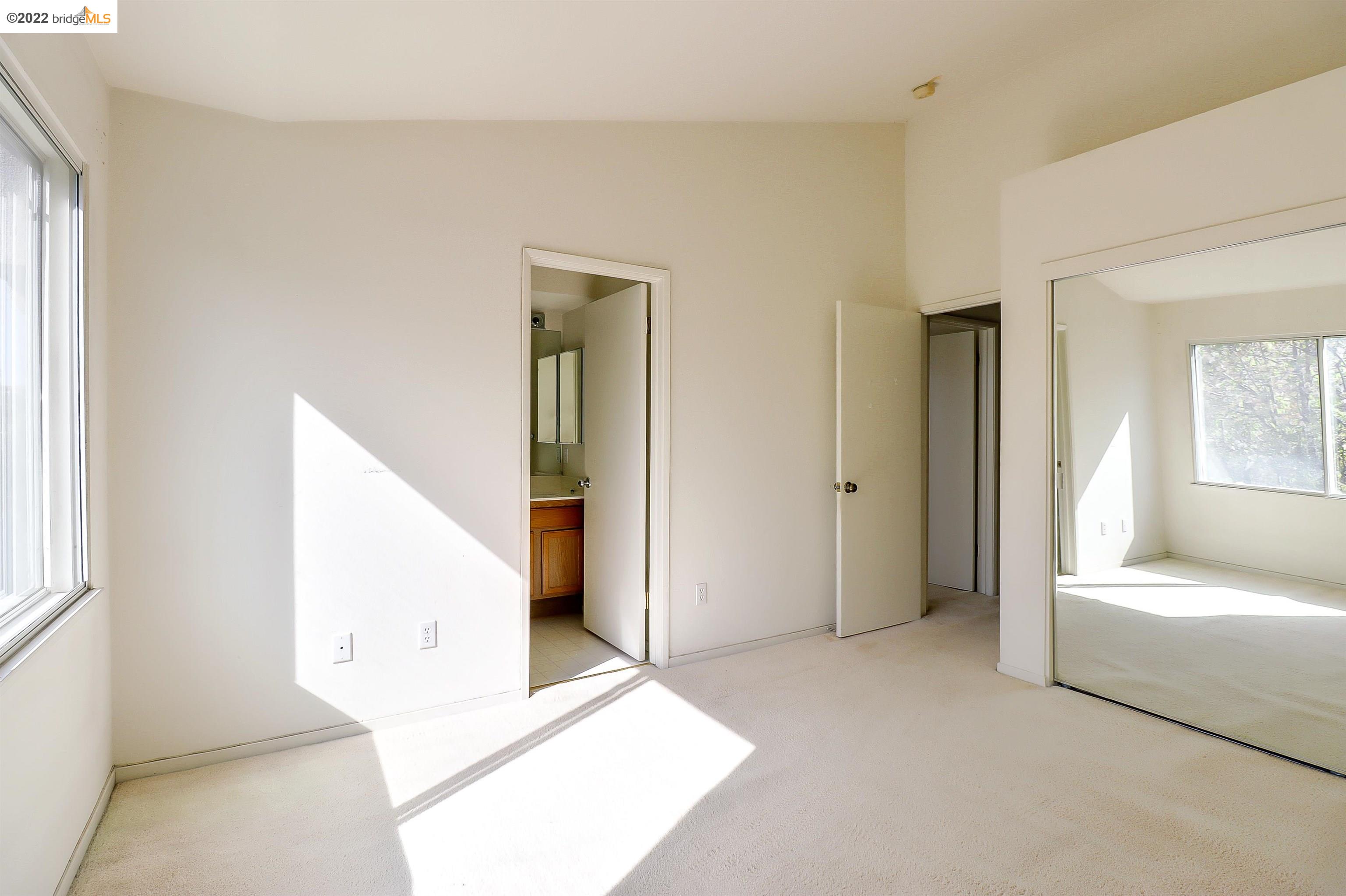 Detail Gallery Image 10 of 21 For 4141 Boneso Cir, San Jose,  CA 95134 - 3 Beds | 2/1 Baths