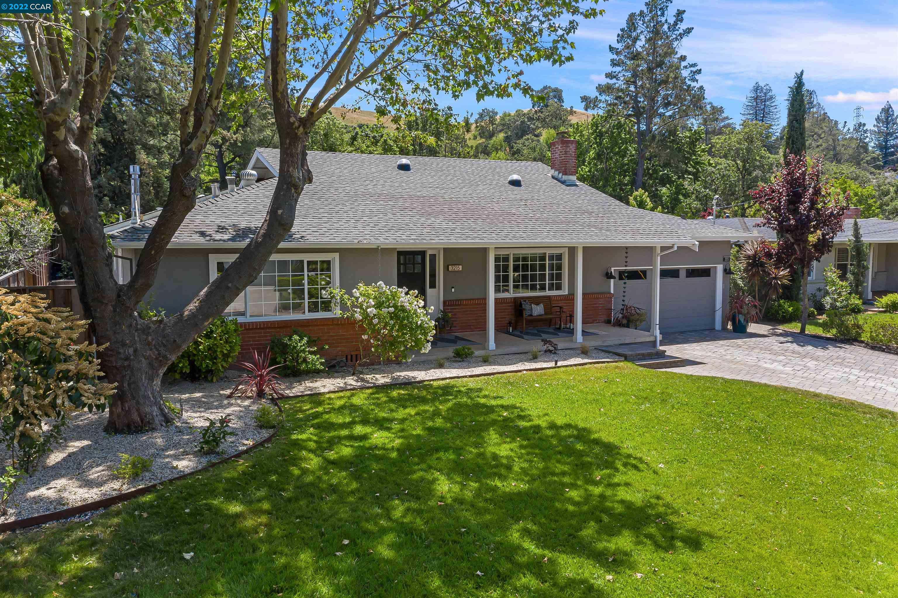 Detail Gallery Image 1 of 1 For 3215 Rohrer Dr, Lafayette,  CA 94549 - 4 Beds | 3 Baths